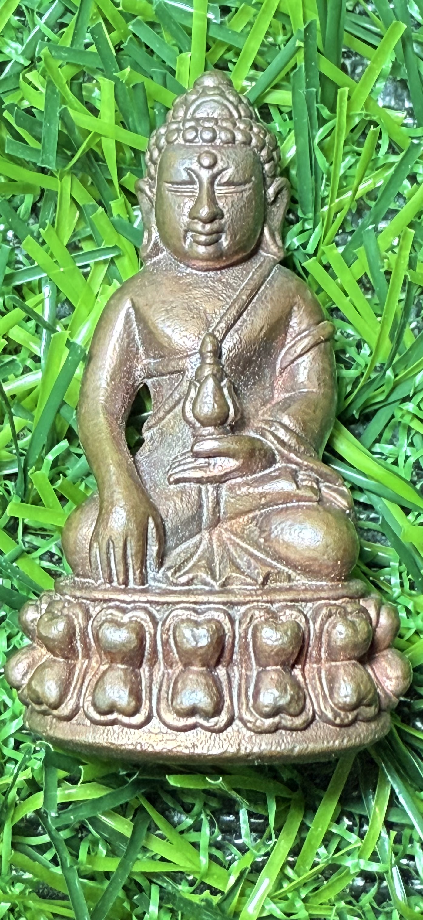 พระกริ่งอโศกมหาราช เนื้อนวะโลหะรุ่น80 พรรษามหาจักรพรรดิ์ รุ่นประวัติศาสตร์โลก วัดอรุณฯ