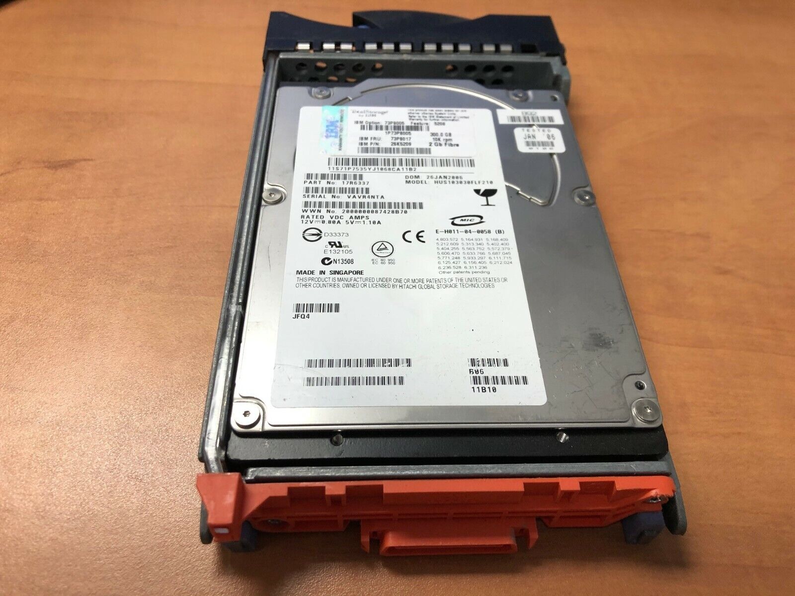 IBM 300GB 10K 2Gb Fibre Server Hard Drive 3.5" NO TRAY // 73P8005 / 73P8017 / 26K5209 (Used) // สินค้ารับประกัน โดย บริษัท อะไหล่เซิร์ฟเวอร์ จำกัด