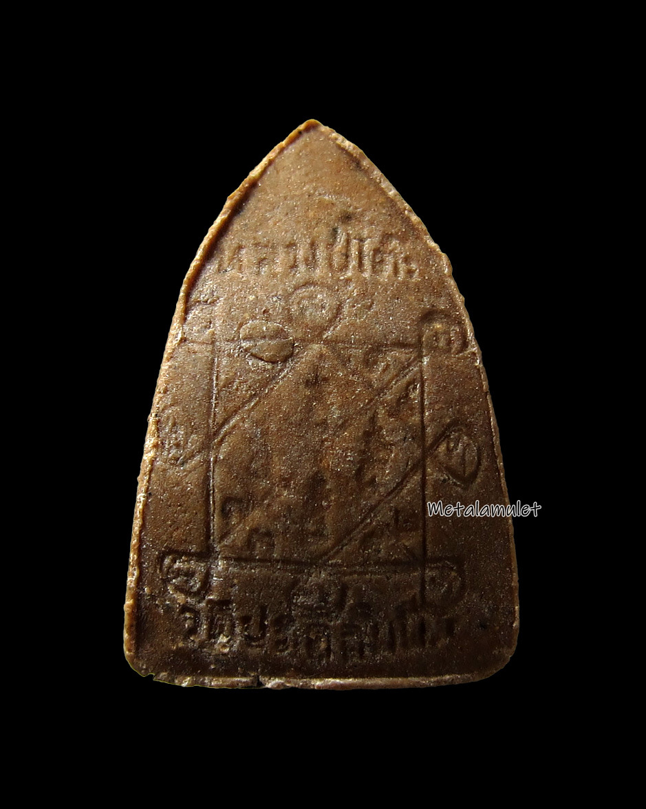 พระประธาน พิมพ์กลีบบัวเล็ก