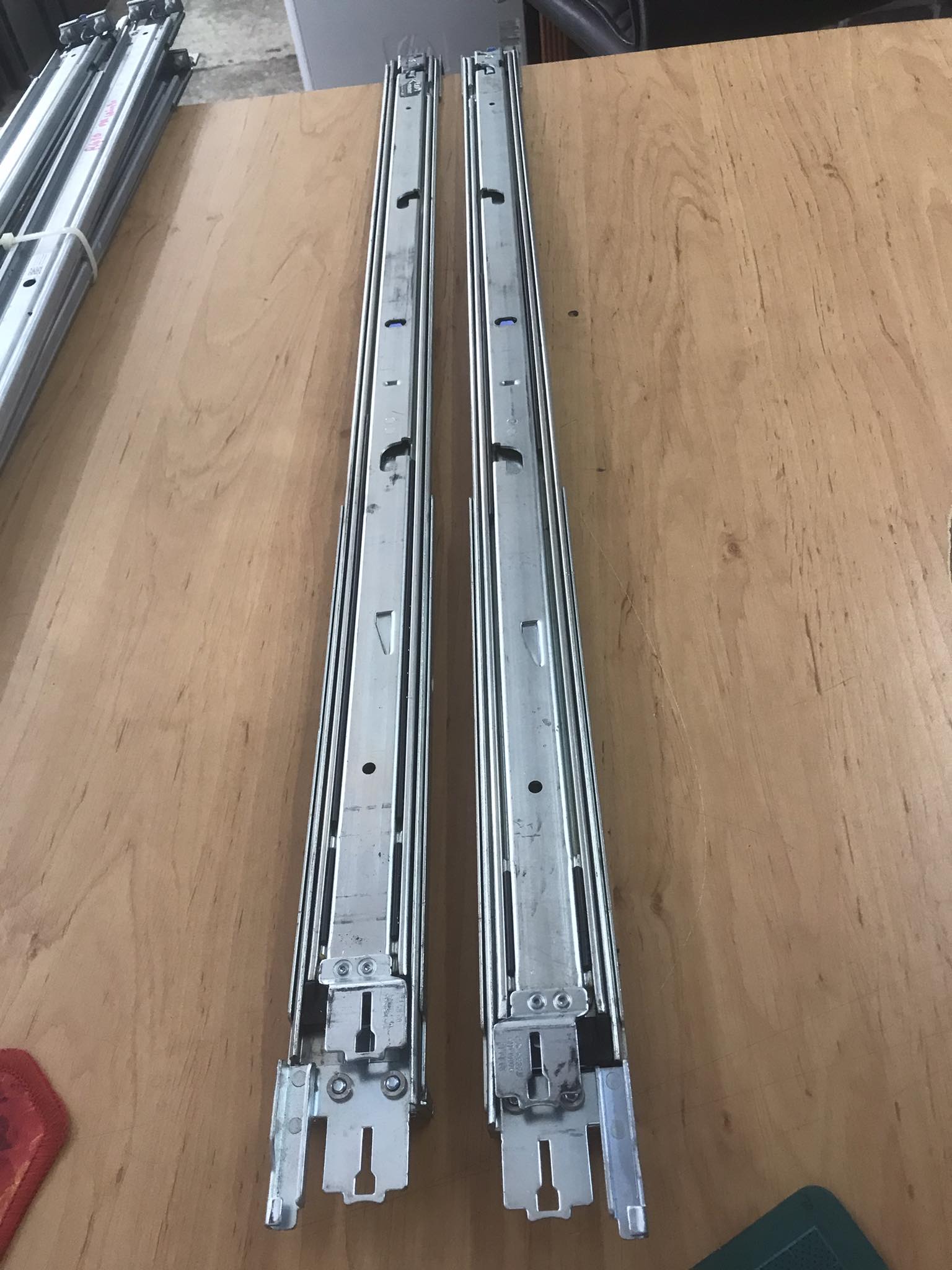 Dell R610 Ready Rail Kit // 0N915J / 0R137J (Used) // สินค้ารับประกัน โดย บริษัท อะไหล่เซิร์ฟเวอร์ จำกัด