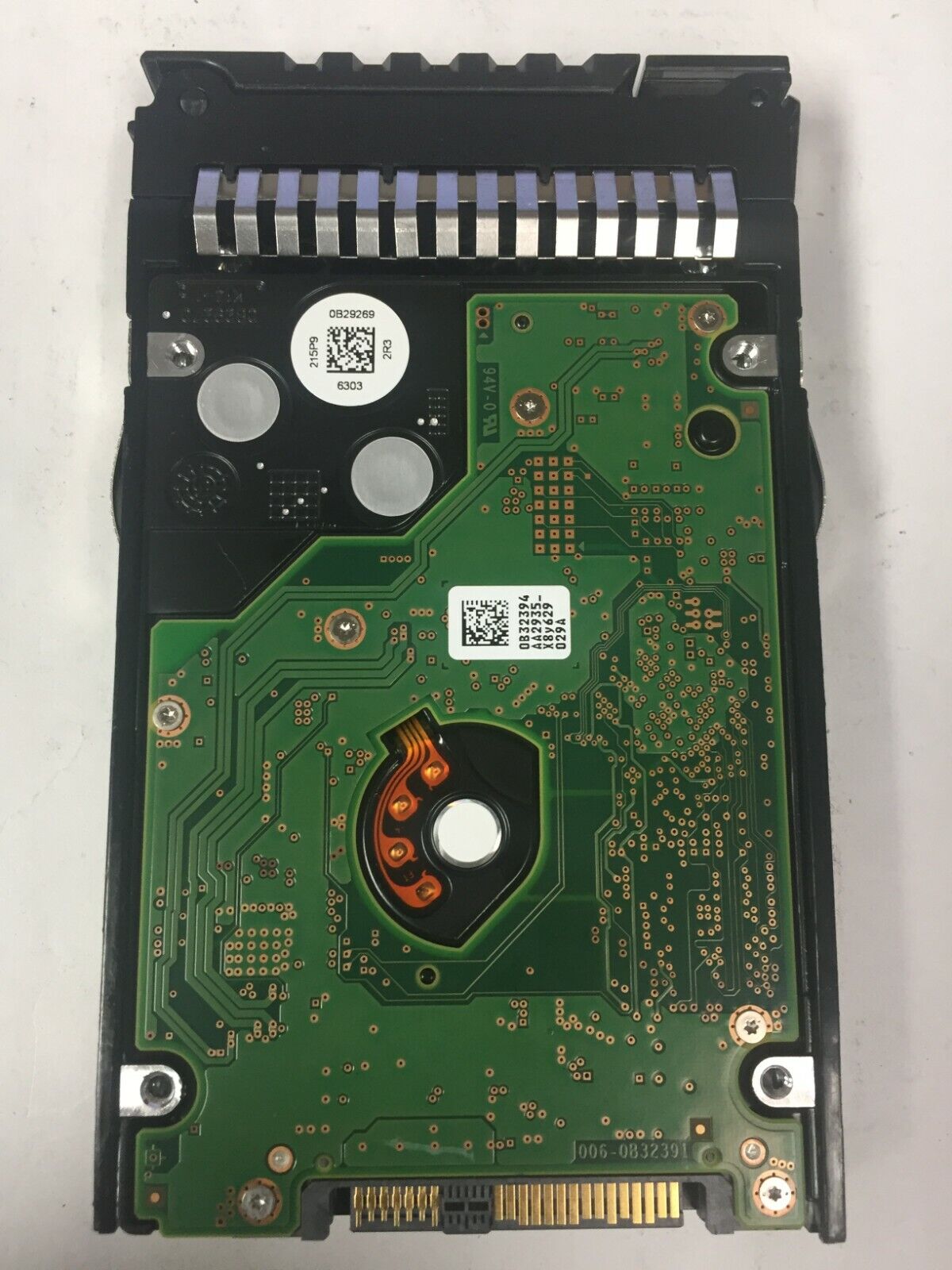 HGST 600GB 10K 12G SAS 2.5" HDD RPM No Tray // 0B32648 / HUC101860CSS200 (Used) // สินค้ารับประกัน โดย บริษัท อะไหล่เซิร์ฟเวอร์ จำกัด