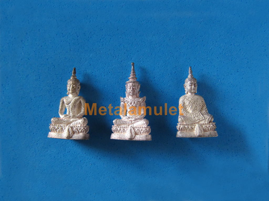 รูปเหมือน พระแก้วมรกต 3 ฤดู เนื้อเงิน