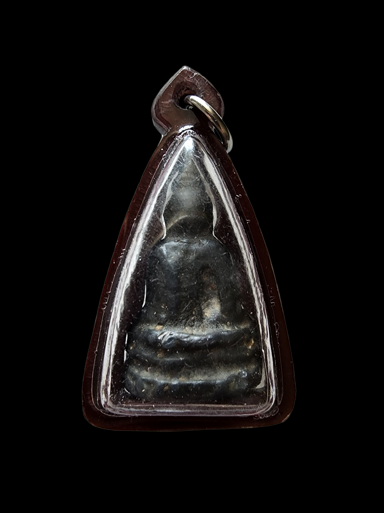 พระชัยวัฒน์ หลวงพ่อดำ วัดกุฎี