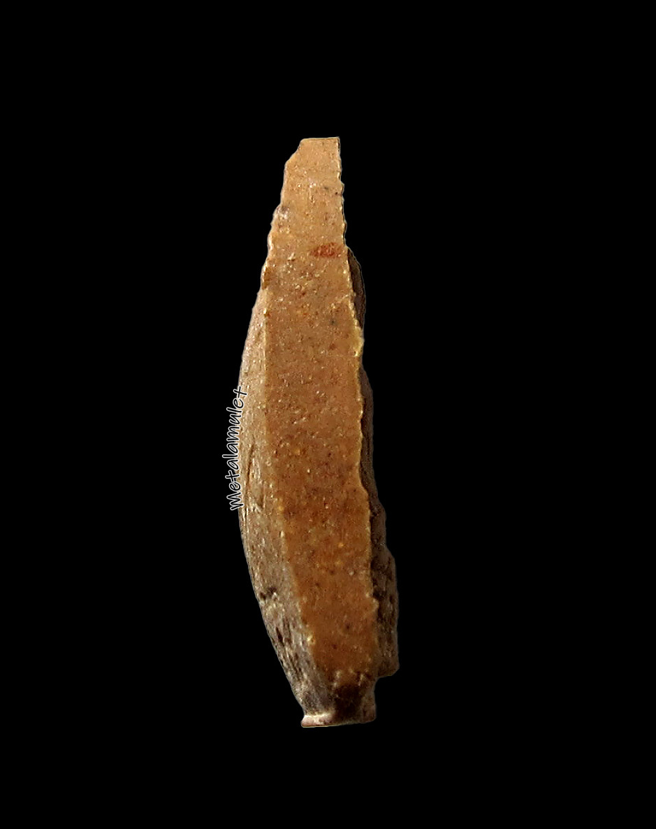 พระประธาน พิมพ์กลีบบัวเล็ก