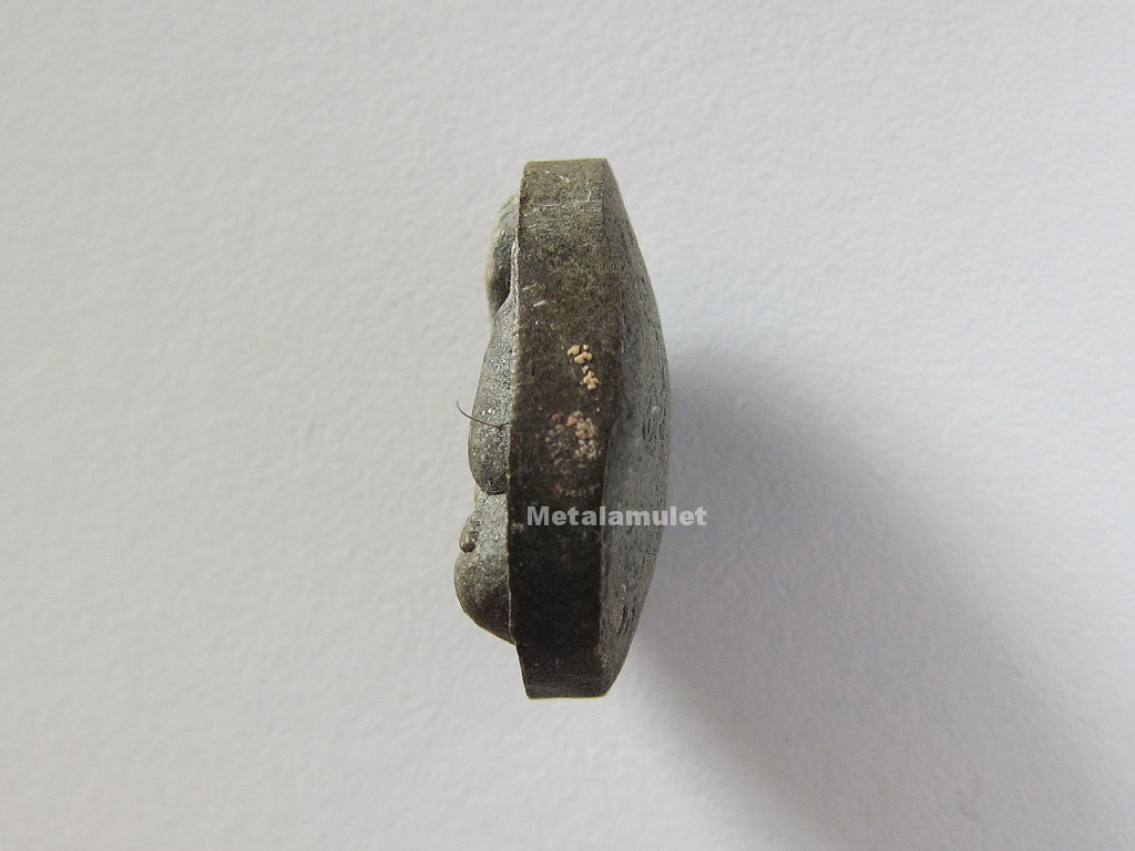 พระปิดตาหลังเต่า