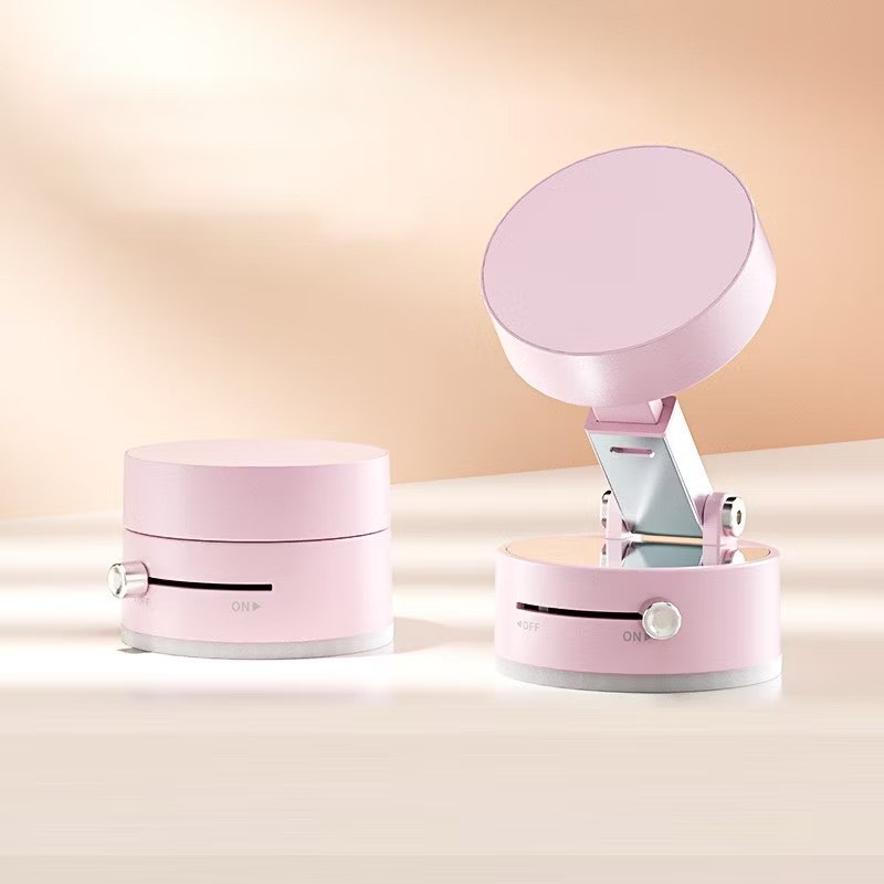 C70 MAGNETIC SUCTION CAR HOLDER