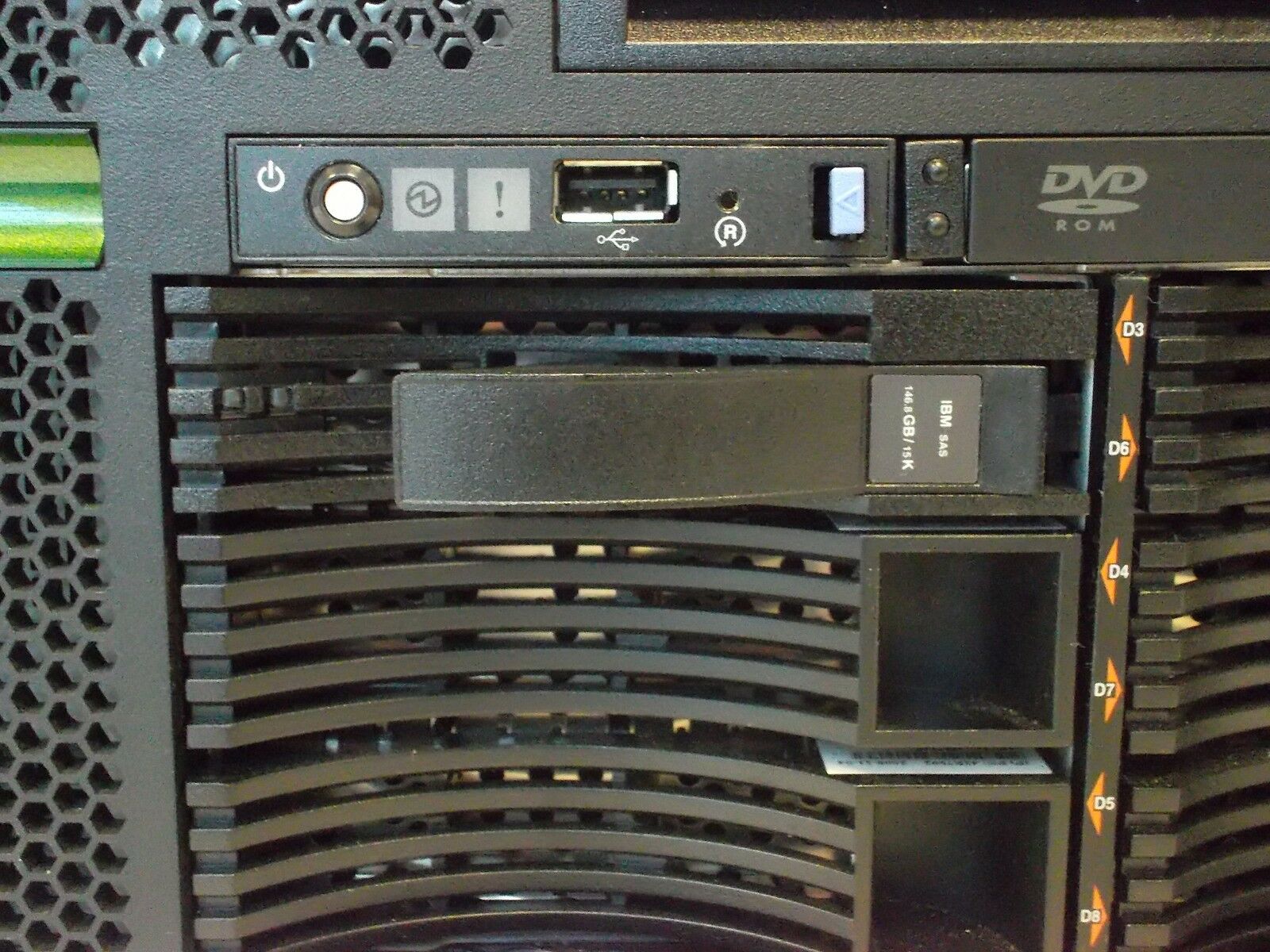 Lenovo Thinkstation P520 / 46K7784 CPU 4.2GHz / Ram 4GB / HDD 146GB 15K SAS 3.5"x1 / Power Supply / Tape Dat 160 (Used) // สินค้ารับประกัน โดย บริษัท อะไหล่เซิร์ฟเวอร์ จำกัด