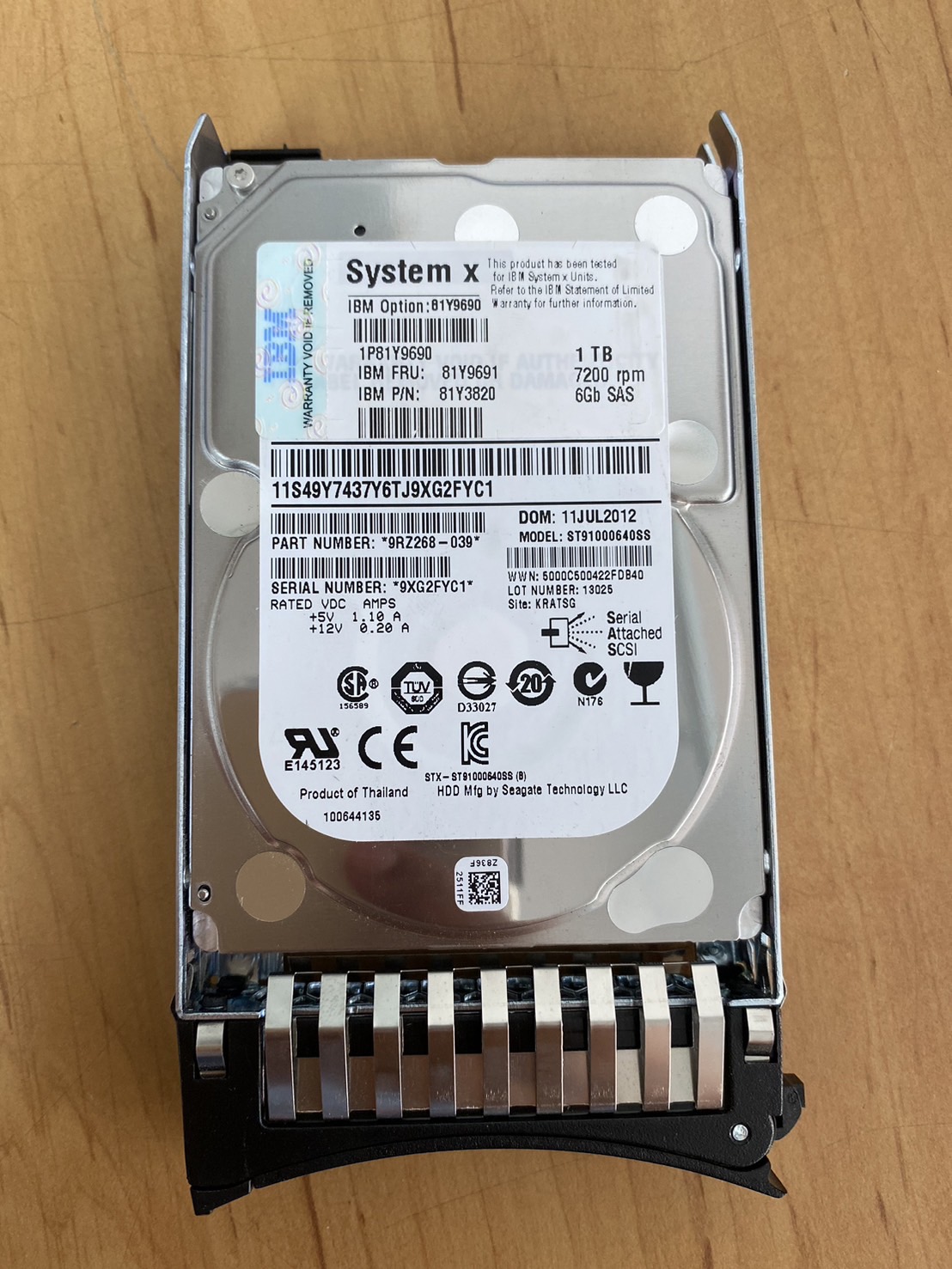IBM 1TB 7.2K 6G SAS 2.5IN SFF NL Hard Drive // 81Y9691, 81Y9690, 81Y3820, ST91000640SS, 9RZ268-039 (Used) // สินค้ารับประกัน โดย บริษัท อะไหล่เซิร์ฟเวอร์ จำกัด