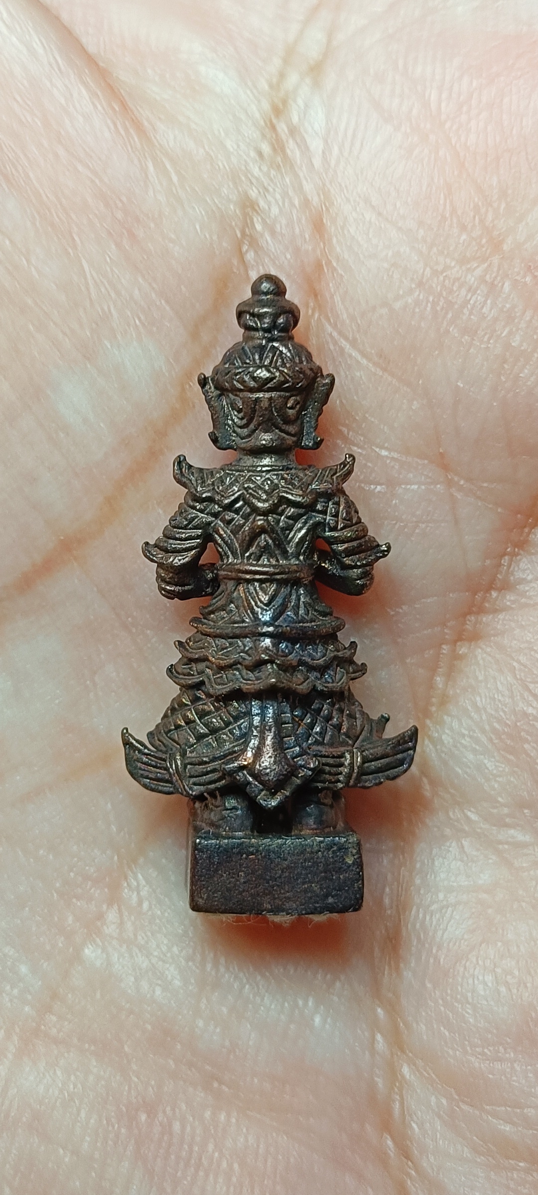 รูปหล่อท้าวเวสสุวรรณ รุ่นพิชิตมาร วัดสุทัศน์ ปี 2556 เนื้อนวะโลหะ