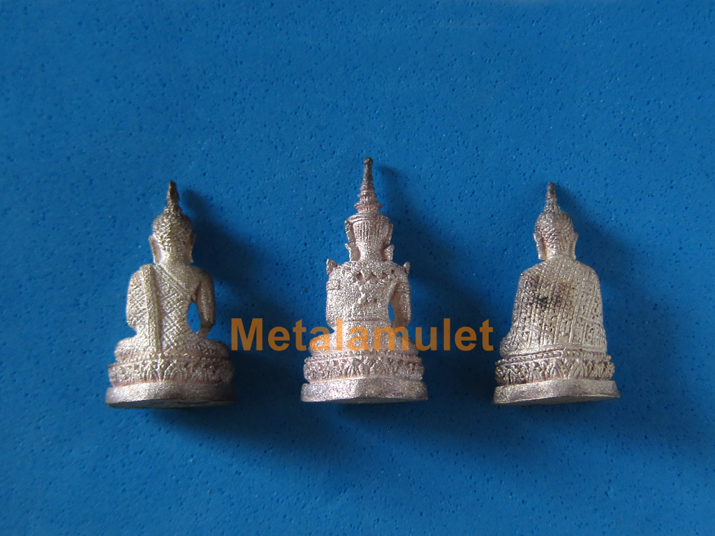 รูปเหมือน พระแก้วมรกต 3 ฤดู เนื้อเงิน