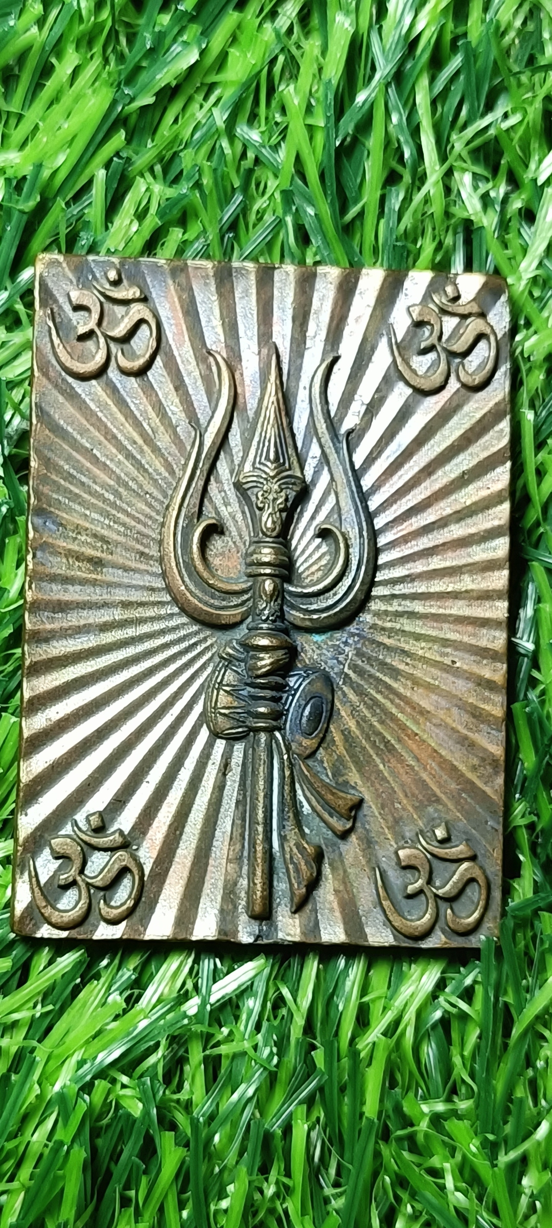 เจ้าแม่กาลี หลวงพ่อลุน วัดโพนแพง จ.ขอนแก่น กว้าง 3.1ซม. สูง 4.3 ซม.