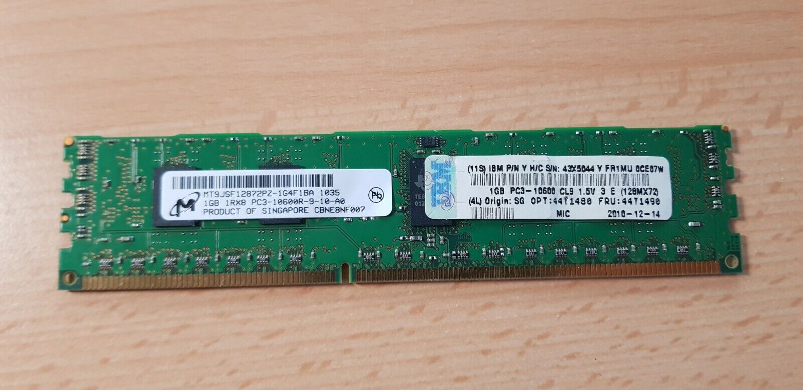 IBM 1GB 1Rx8 PC3-10600R ECC RAM / 44T1490 / 43X5044 / M393B2873EH1-CH9 (Used) // สินค้ารับประกัน โดย บริษัท อะไหล่เซิร์ฟเวอร์ จำกัด