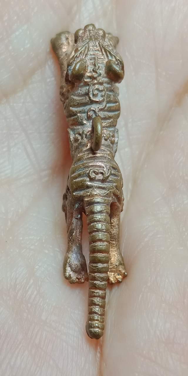 เสือปืนแตกบารมี 97 เนื้อทองแดง หลวงปู่แย้ม วัดตะเคียน จ.นนทบุรี