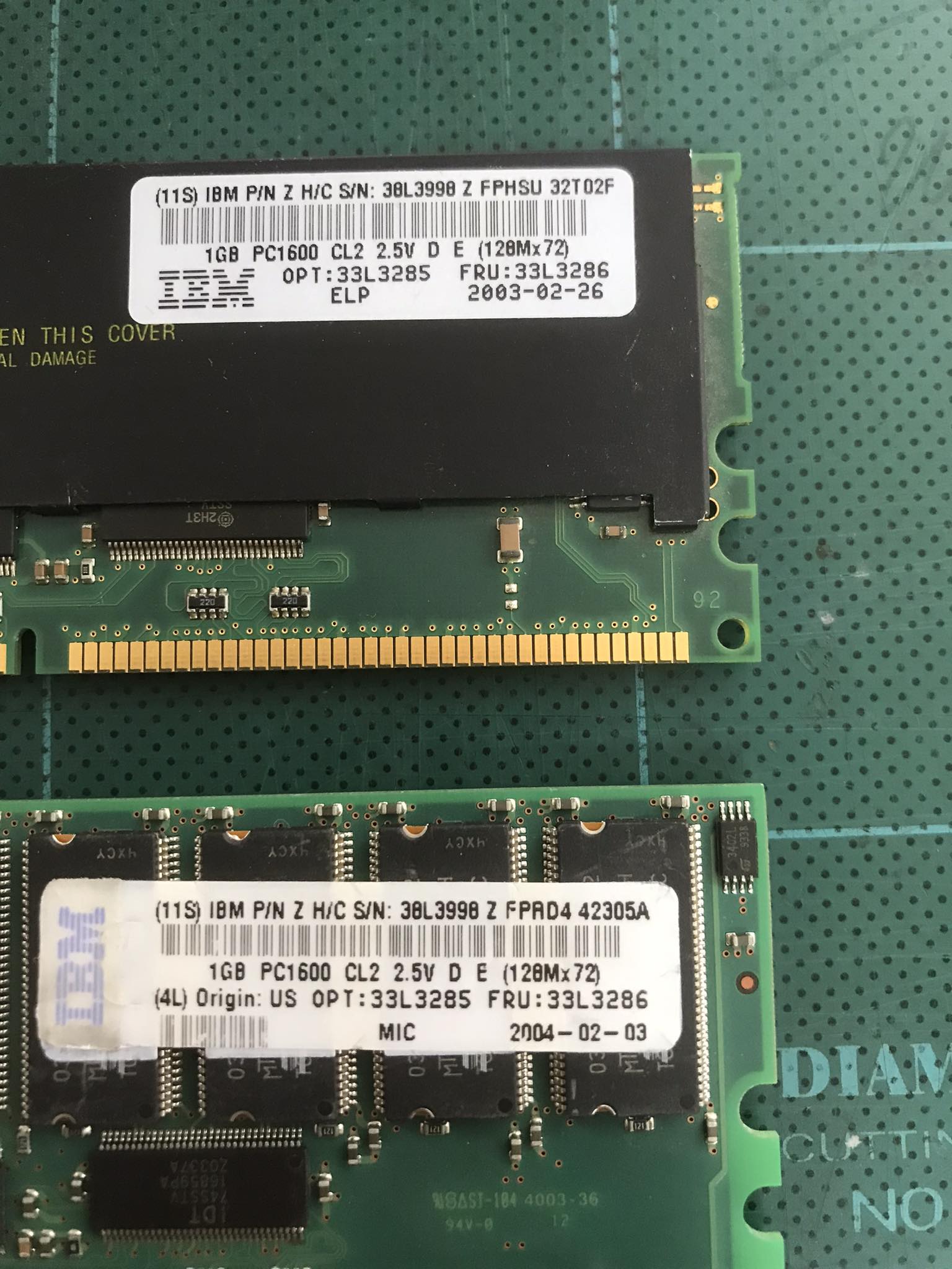 IBM 1GB DDR 200MHZ PC1600 Memory / 33L3286 / 38L3998 (Used) // สินค้ารับประกัน โดย บริษัท อะไหล่เซิร์ฟเวอร์ จำกัด