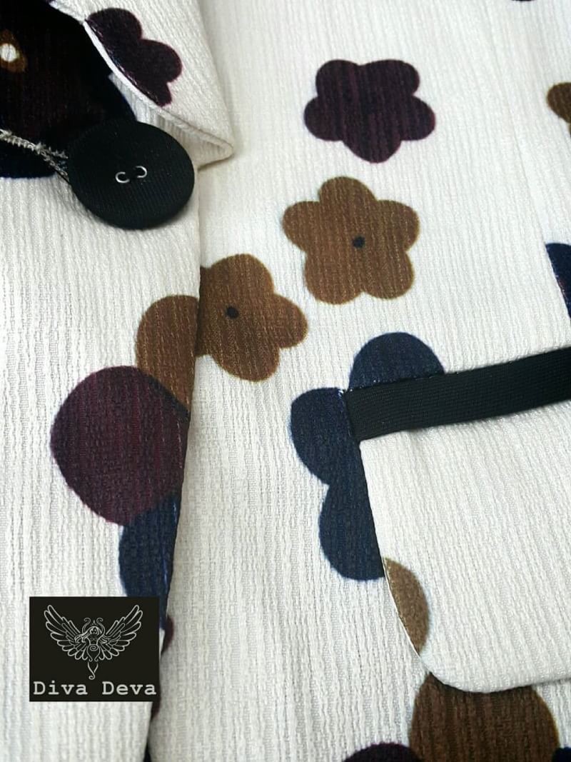เสื้อสูทผู้หญิง ลายดอก รุ่น 103