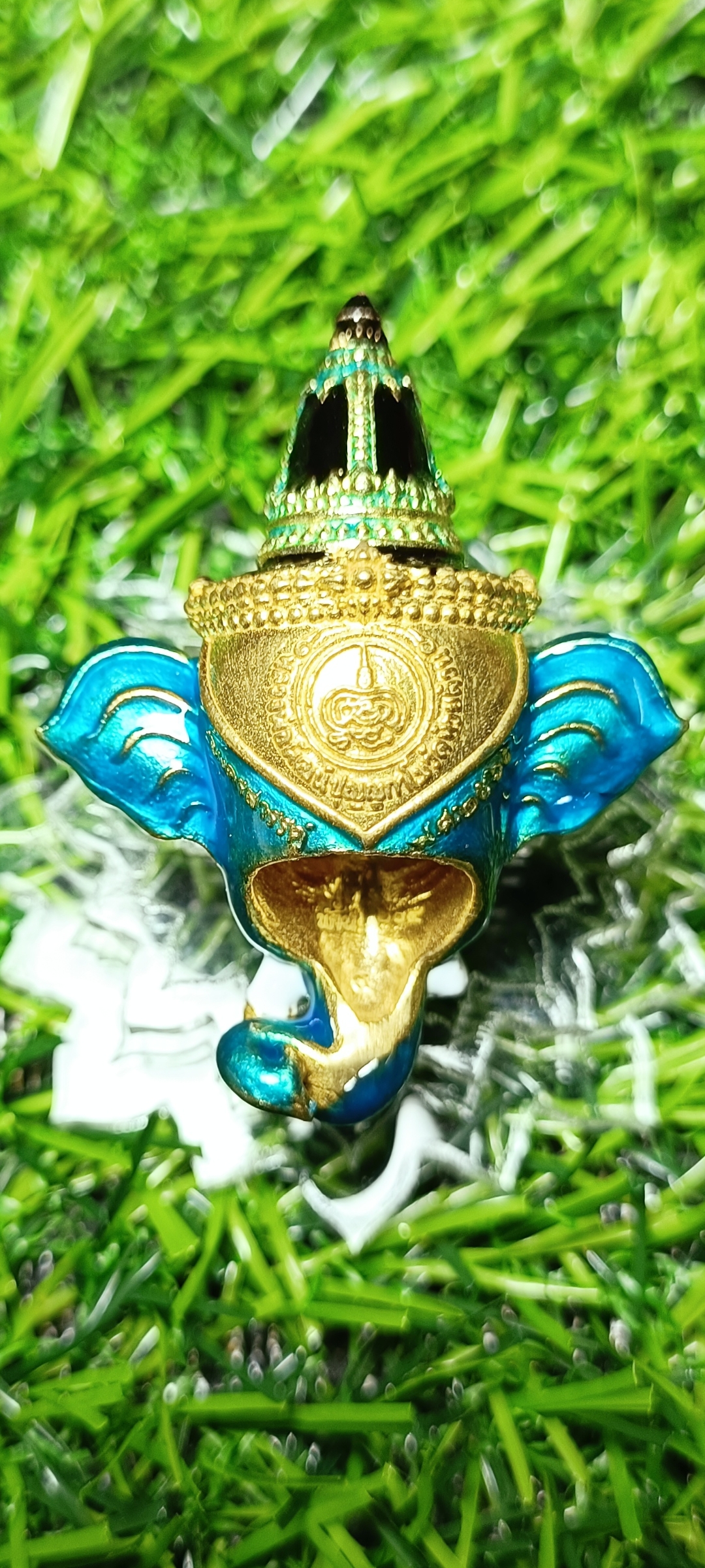 เศียรพระพิฆเณศประทานพร หลวงพ่อพัฒน์ วัดห้วยด้วน ปี 2565 เนื้อทองทิพย์ลงยาฟ้า หมายเลข๒๐๔