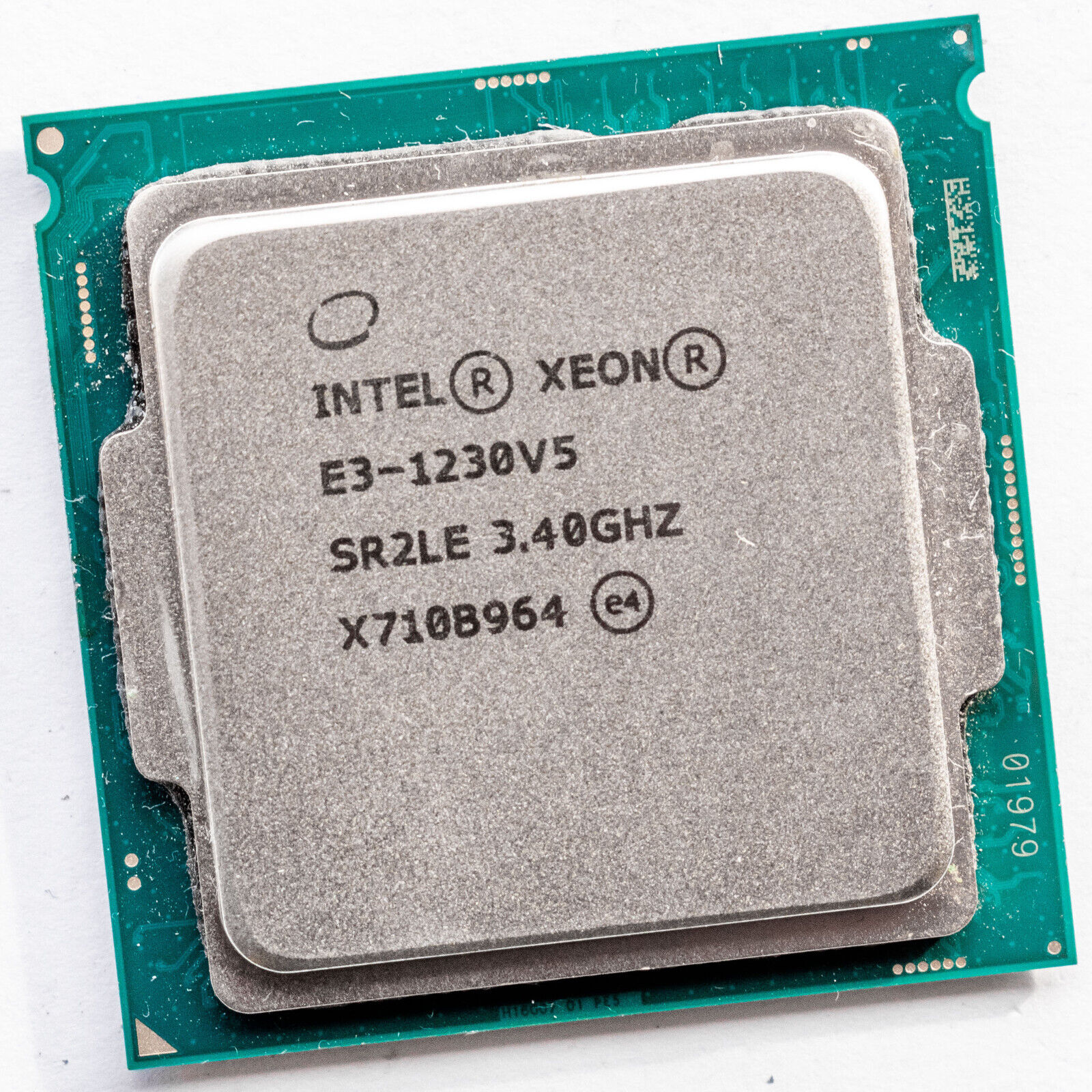 Intel Xeon E3-1230 V5 3.4 GHz LGA 1151 Desktop CPU Processor SR2LE / E3-1230V5 (Used) // สินค้ารับประกัน โดย บริษัท อะไหล่เซิร์ฟเวอร์ จำกัด