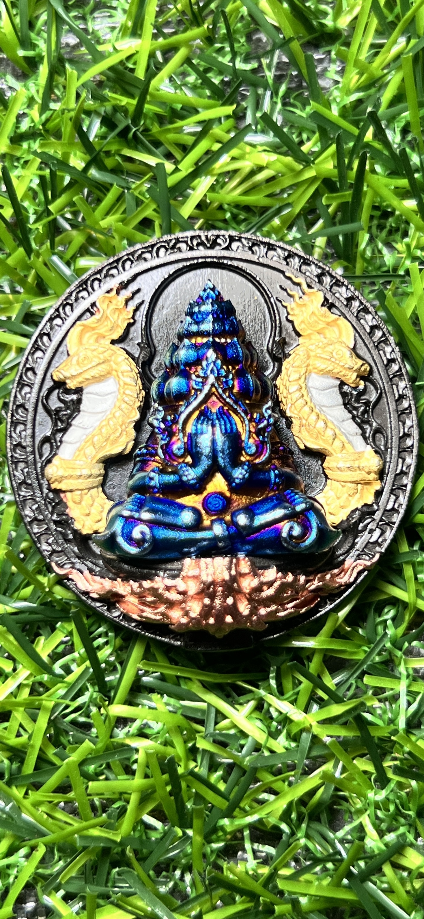 เหรียญปิดตาพังพระกาฬ พุทธศิลป์ ประกบ 2 ชิ้น รุ่น "ลูกกูต้องรวย" (หลวงปู่อิ่ม วัดทุ่งนาใหม่ จ.นครศรีธรรมราช)