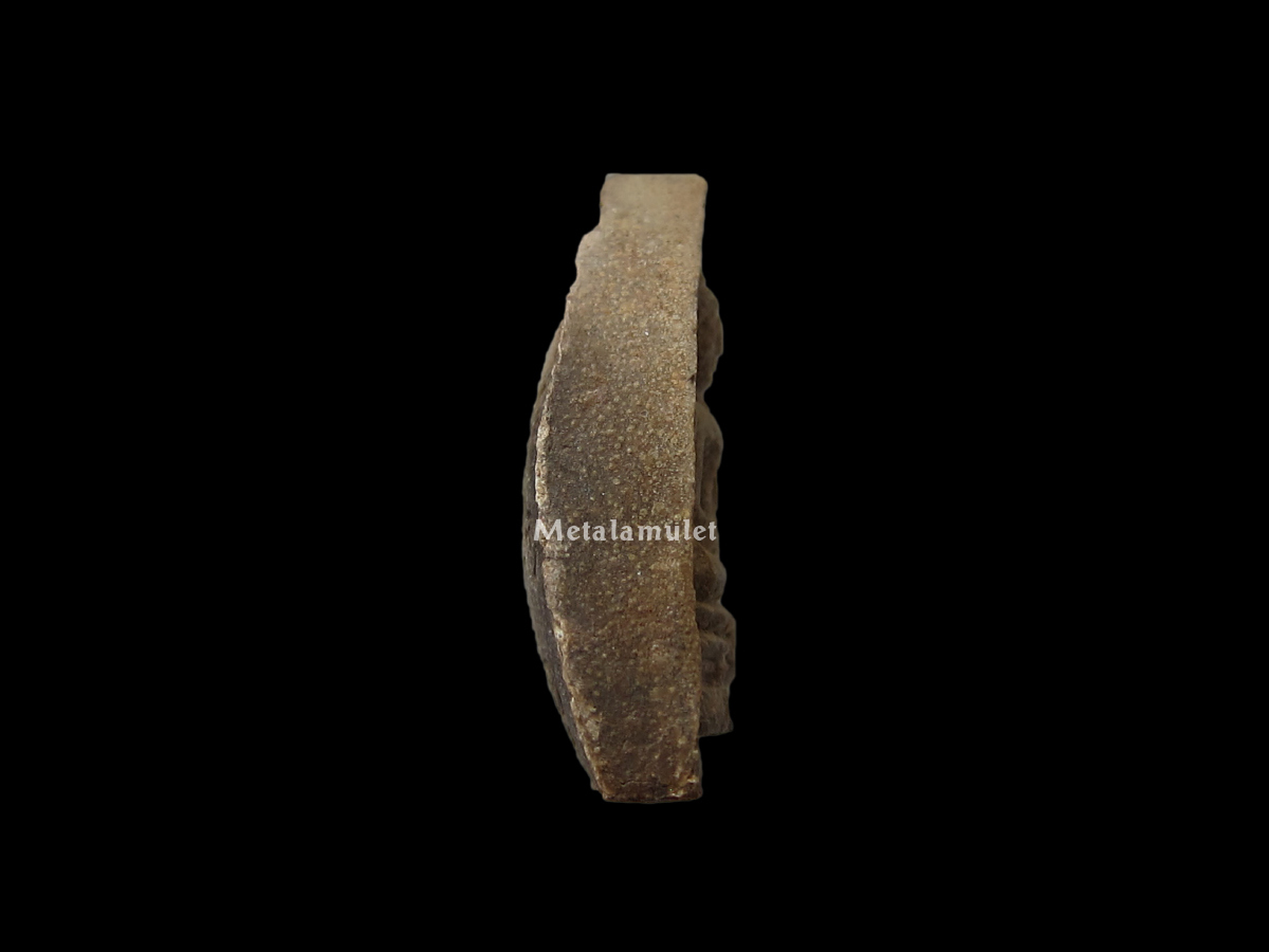 พระประธาน พิมพ์กลีบบัว หลังยันต์ตรี