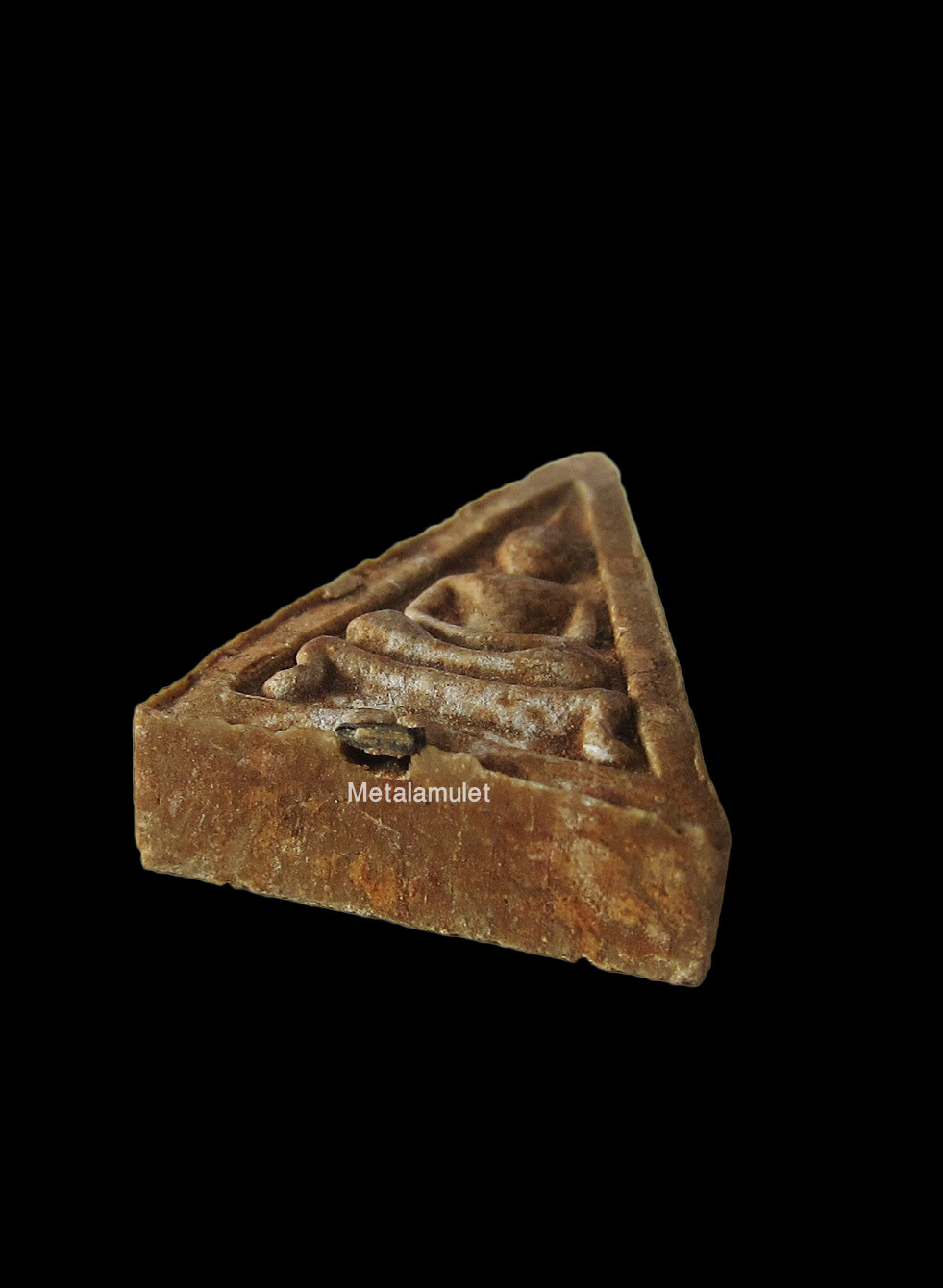 พระสมเด็จพิมพ์สามเหลี่ยมขาโต๊ะ เกสร ปี2518