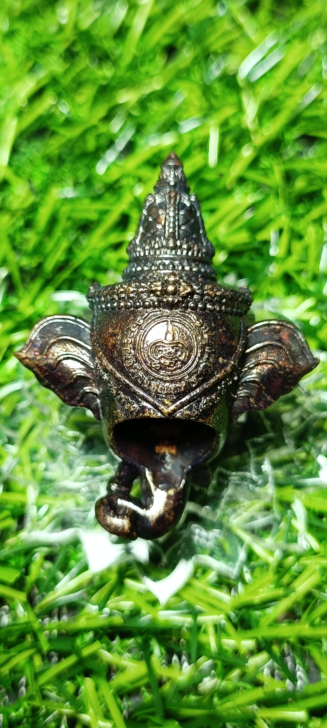 เศียรพระพิฆเณศประทานพร หลวงพ่อพัฒน์ วัดห้วยด้วน ปี 2565 เนื้อทองแดรมดำ หมายเลข๓๙๔