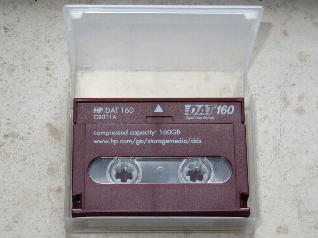 HP DAT160 Tape Cartridge / C8011A // (Used) // สินค้ารับประกัน โดย บริษัท อะไหล่เซิร์ฟเวอร์ จำกัด