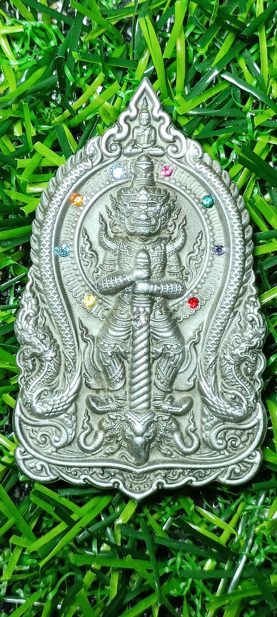 เหรียญท้าวเวสสุวรรณโณ #เจ้าสัวล้านนา วัดร่องคำหลวง จ.พะเยา เนื้อปีกเครื่องบิน ฝังพลอย #ลังอุปถัมป์ หมายเลข๑๔