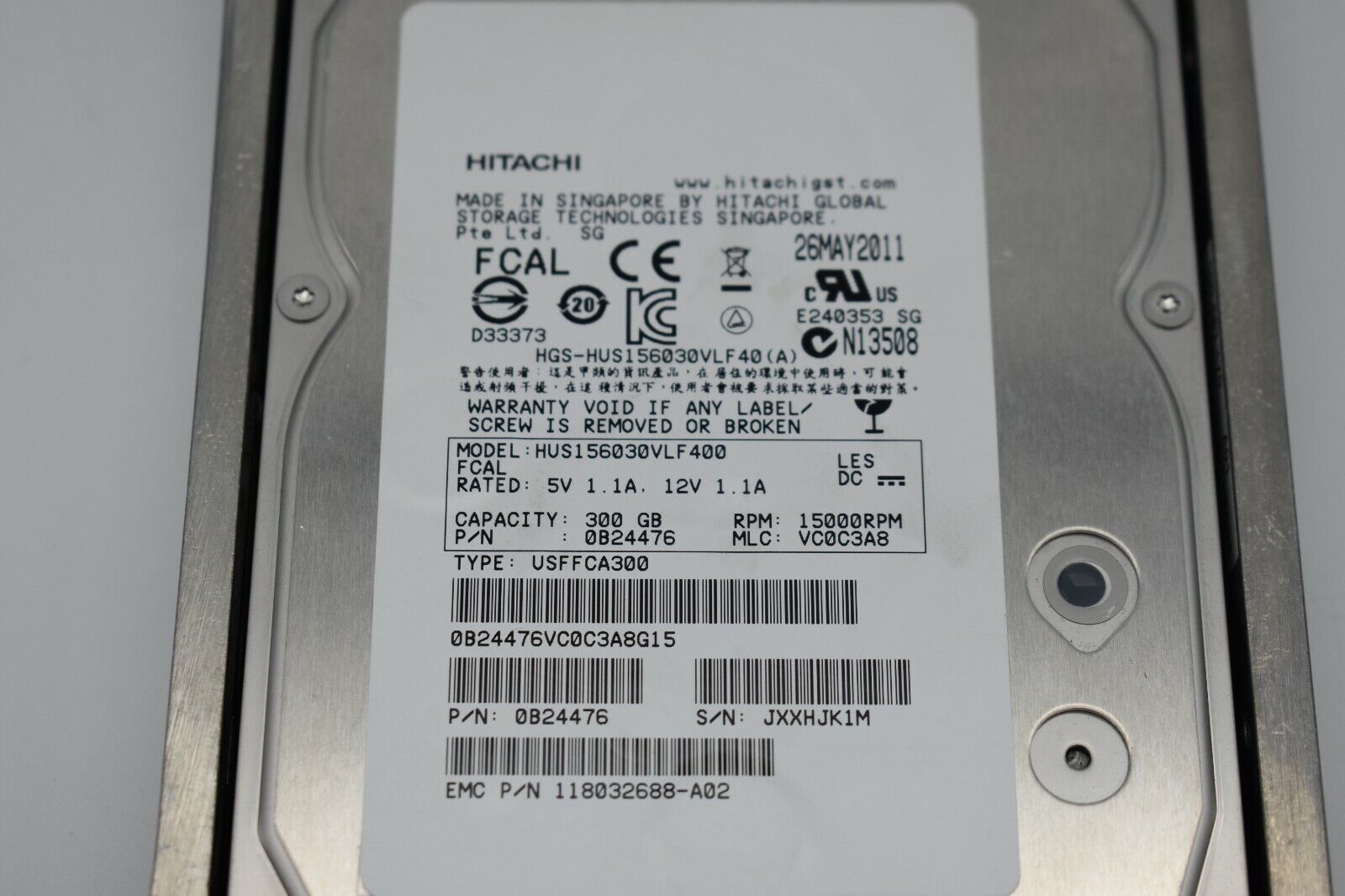 EMC / HITACHI 300GB 15K 3.5" FC HDD // TRAY 005049031 / 0B24476 / EMC HDD 118032688-A02 / HUS156030VLF400 (Used) // สินค้ารับประกัน โดย บริษัท อะไหล่เซิร์ฟเวอร์ จำกัด