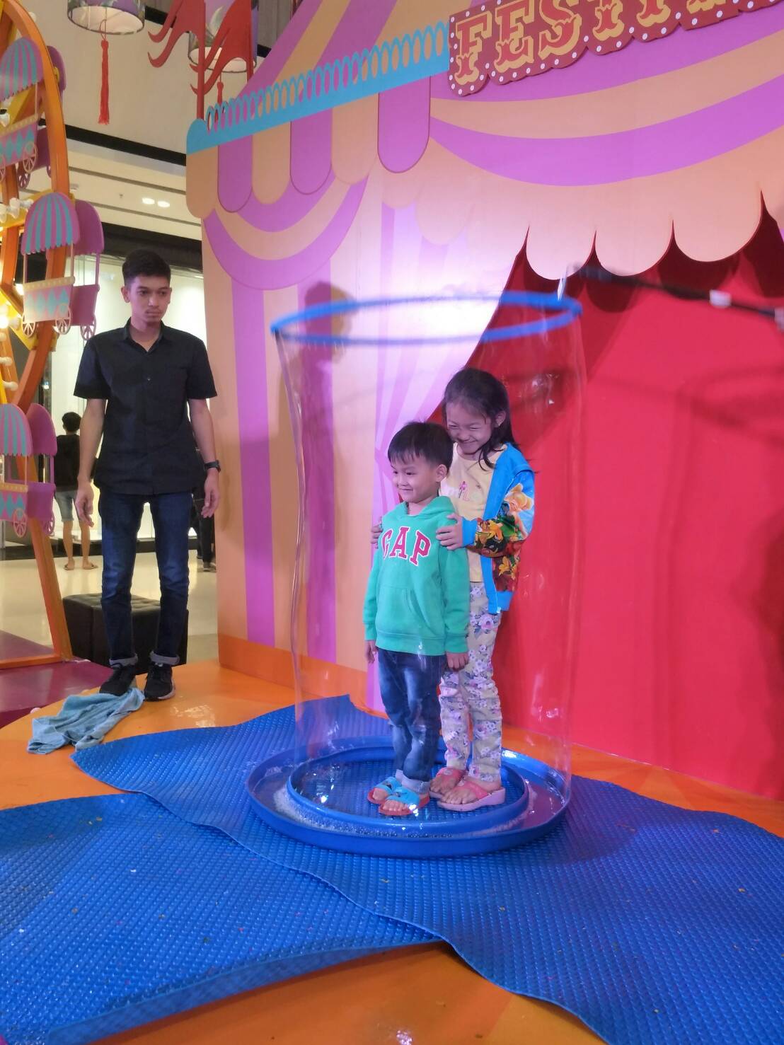 บับเบิลโชว์ Bubbles Show