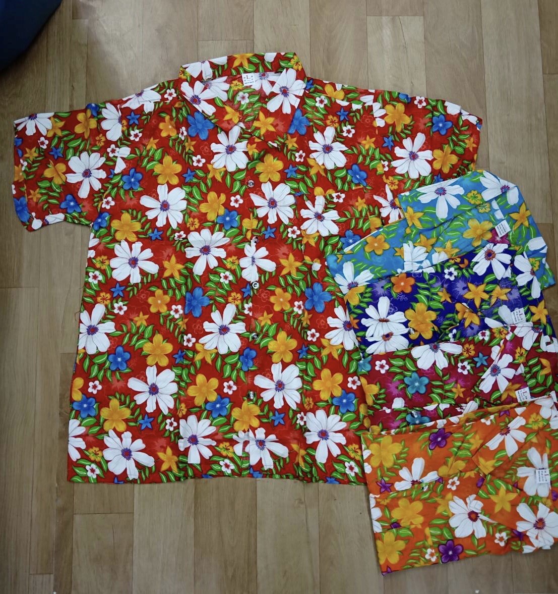 เสื้อลายดอก เนื้อผ้า COTTON ใส่สบาย คละลาย - คละสี