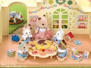 ซิลวาเนียน ชุดโต๊ะปาร์ตี้ลายดอกไม้ Sylvanian Families Nursery Party Set