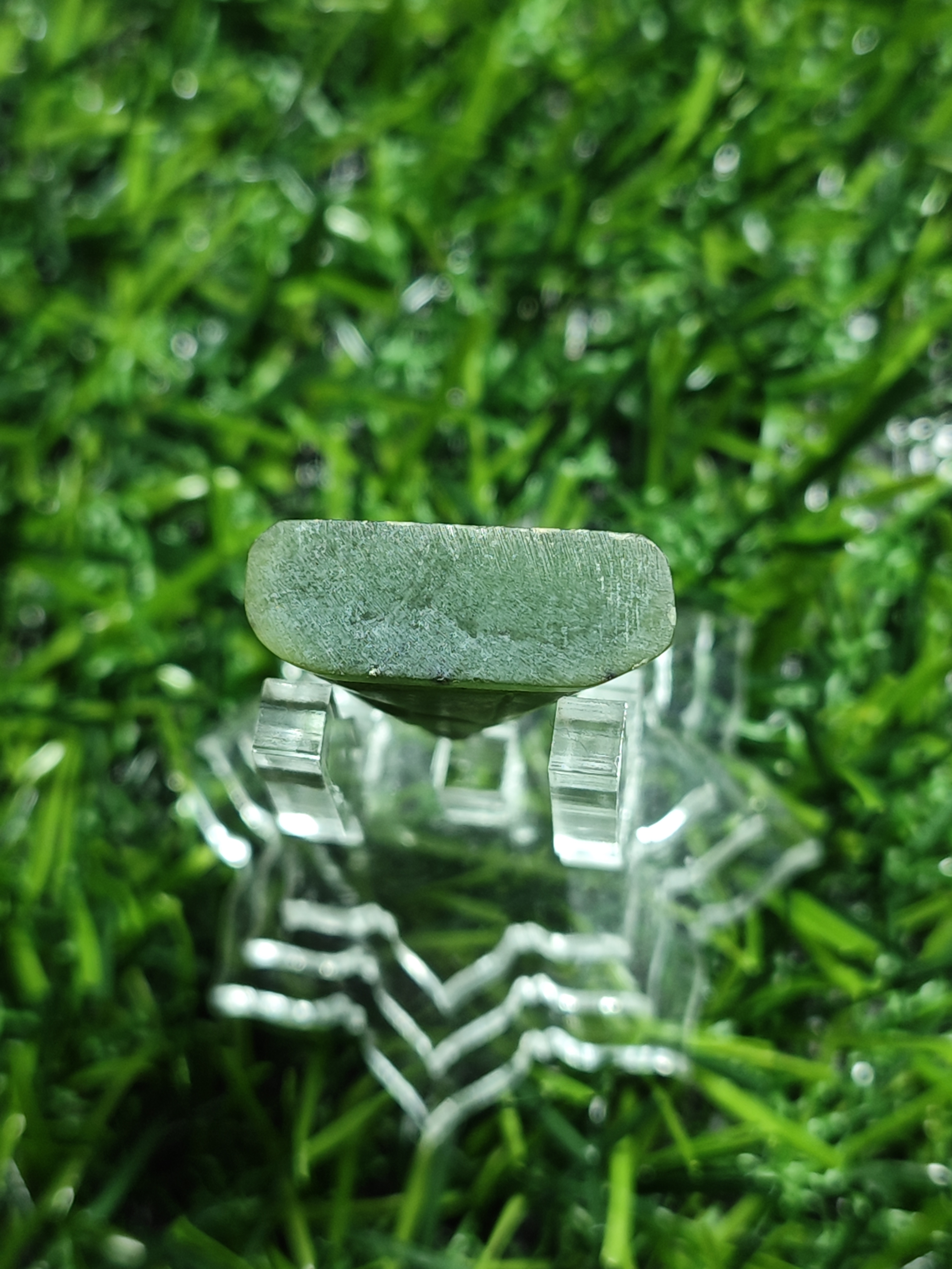 พระหินหยกแกะ พิมพ์พระพุทธ วัดธรรมมงคล สร้างโดยพระอาจารย์วิริยังค์ ปี 2536 ขนาด 2.2 ซม