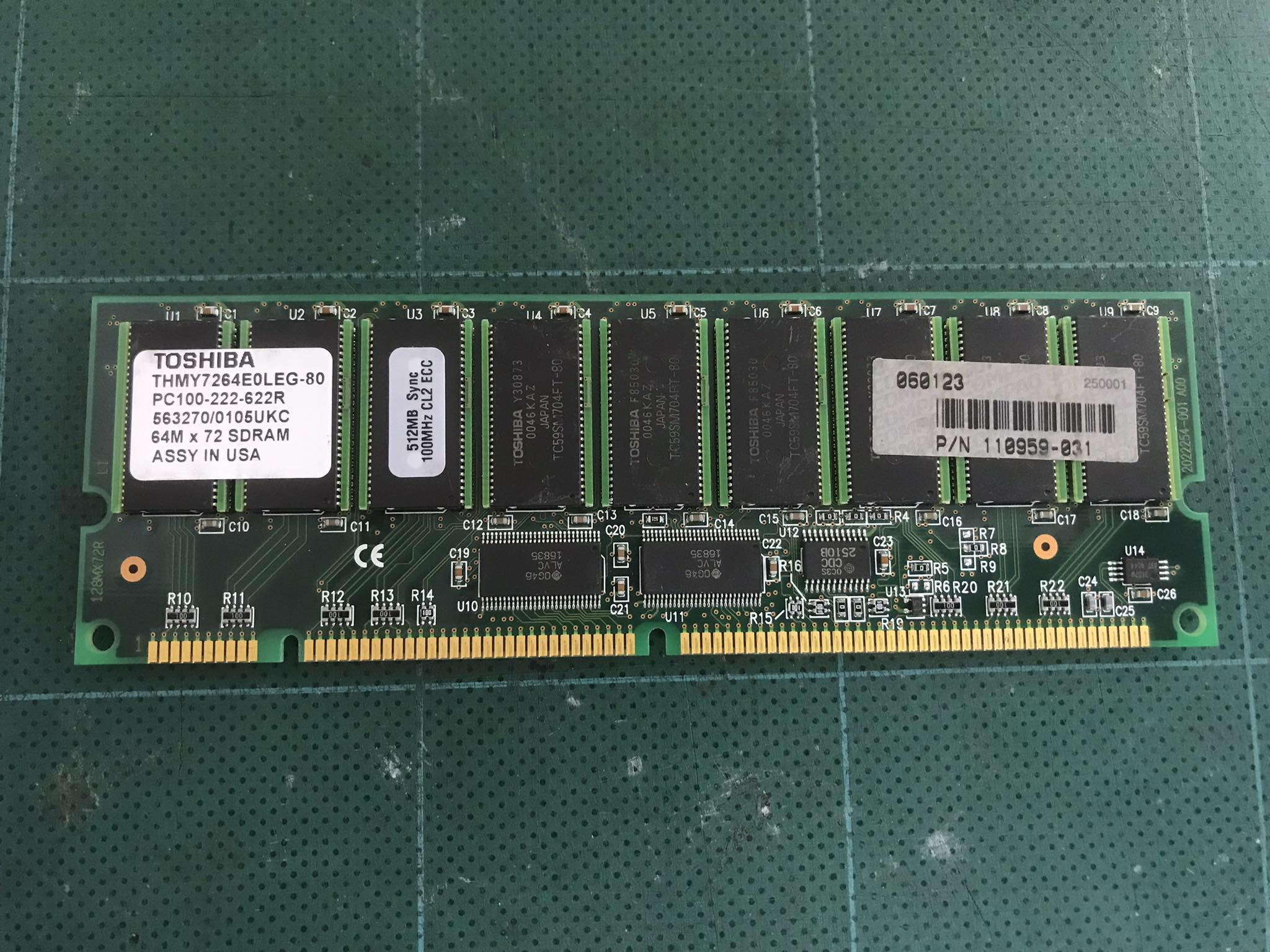 Compaq 512MB PC100 SDRAM DIMM CL3 DS ECC Server Memory 168-pin / 110959-031 / THMY7264E0LEG-80 // (USED) สินค้ารับประกัน โดย บริษัท อะไหล่เซิร์ฟเวอร์ จำกัด