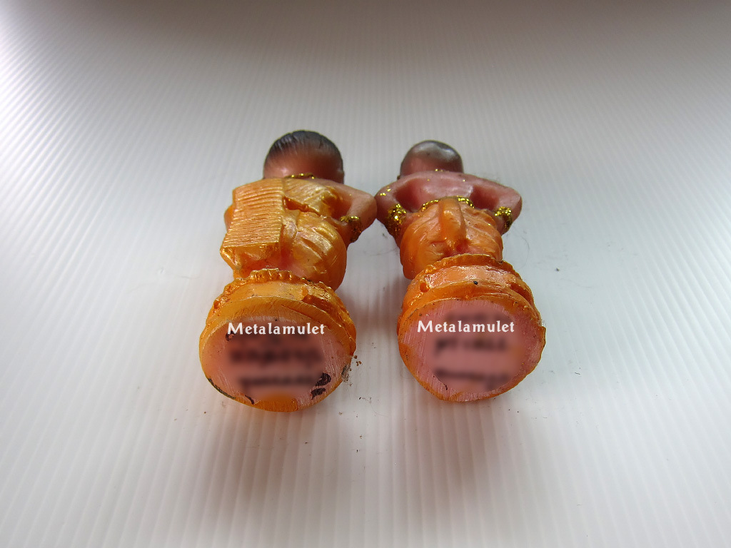 กุมารทอง อาจารย์ ไก่