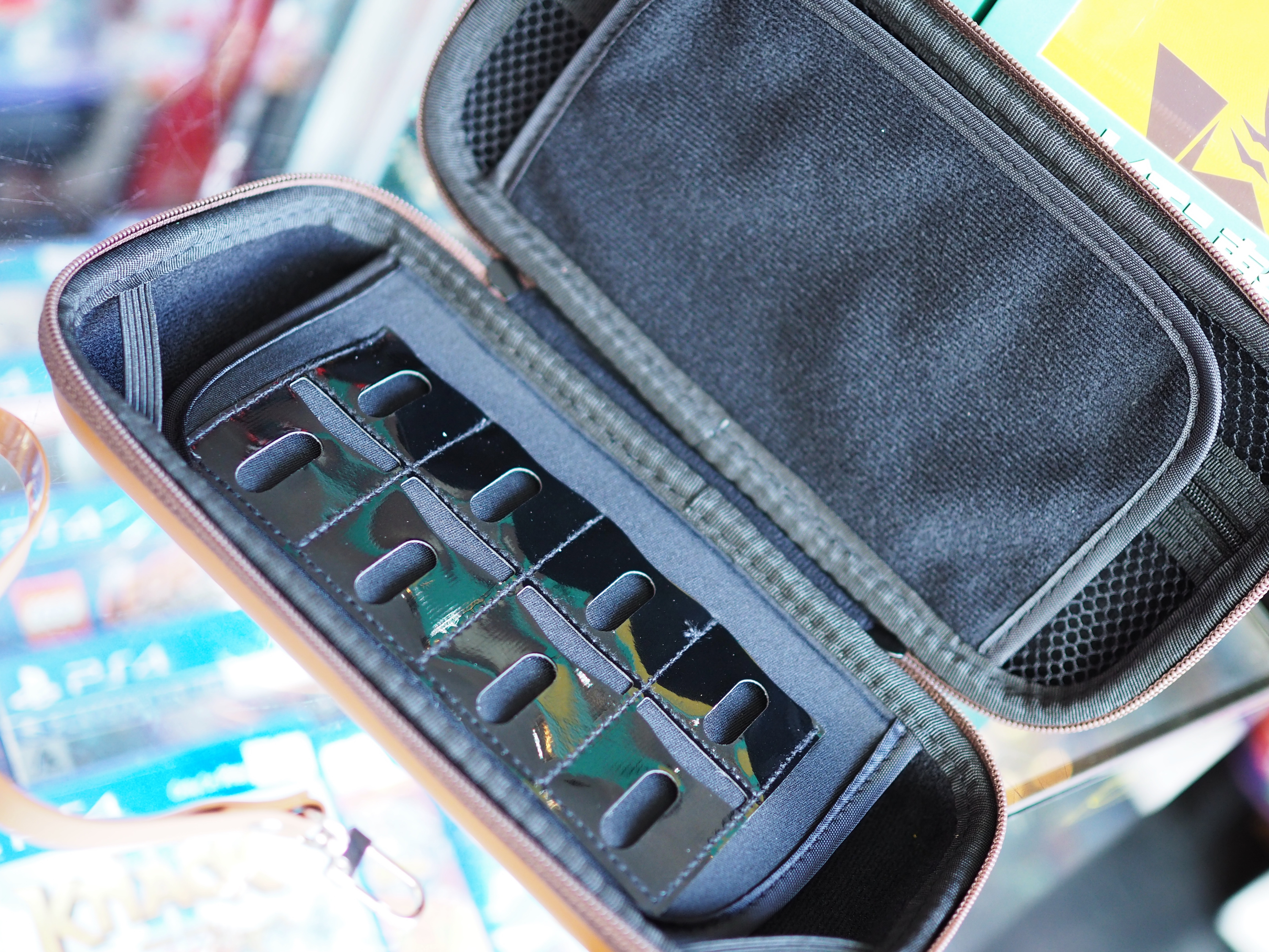 Nintendo Switch Lite Case Hard Pouch Eevee + ขาตั้ง