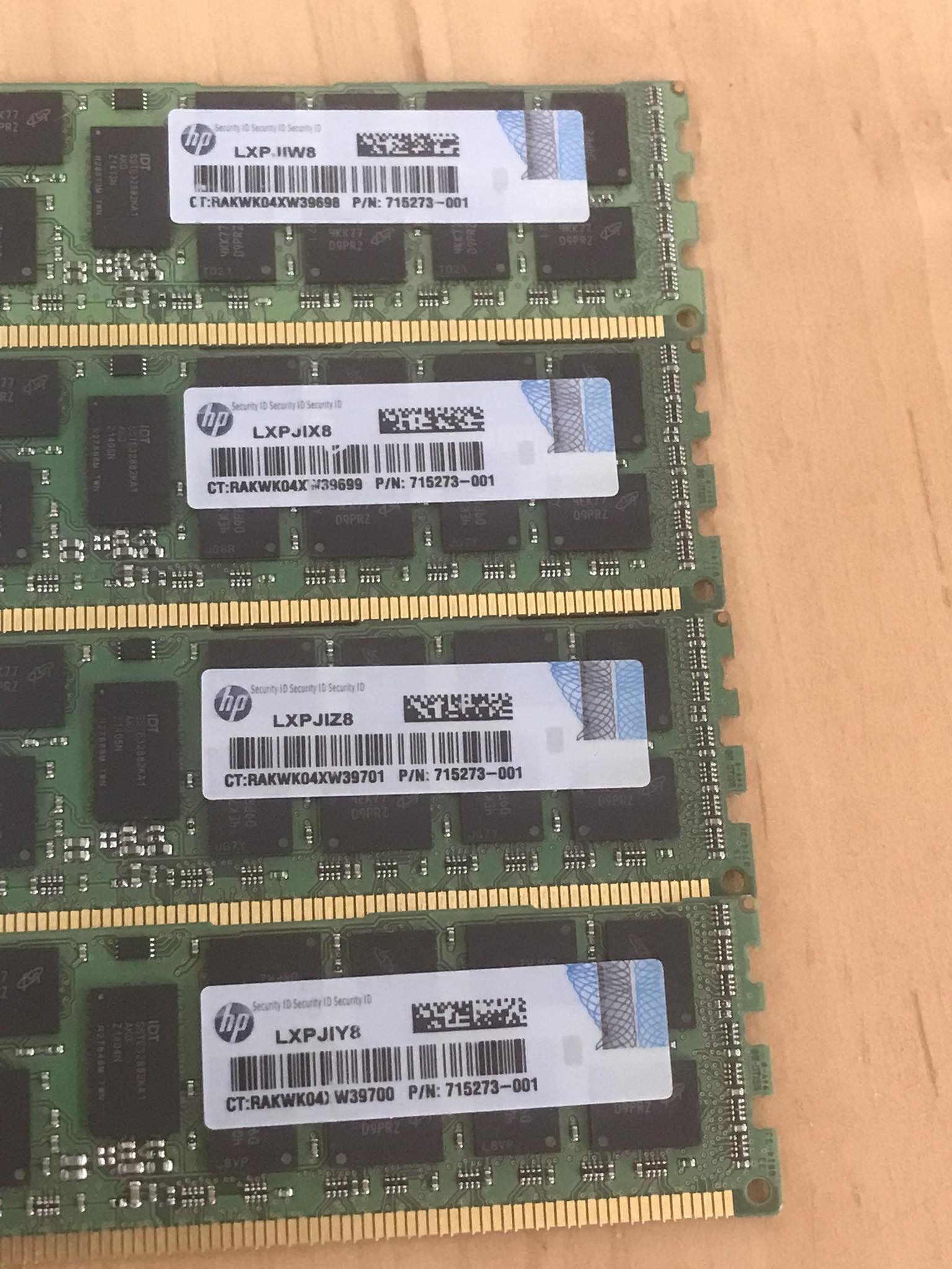 HP 8GB 2Rx4 PC3-14900R-13 Memory DIMM zy RAM // 715273-001 / MT36JSF1G72PZ-1G9K1HE (Used) // สินค้ารับประกัน โดย บริษัท อะไหล่เซิร์ฟเวอร์ จำกัด