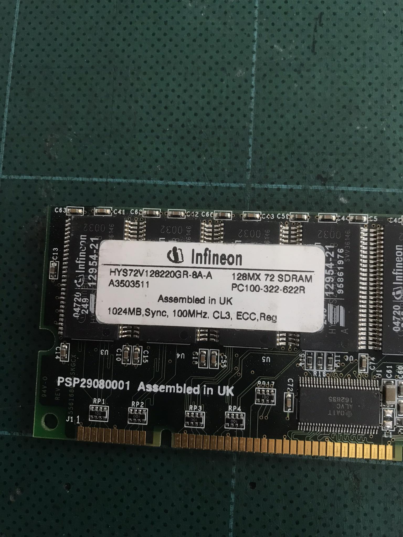 Infineon 1GB SD PC100R 100MHz 168-pin ECC Memory / HYS72V128220GR-8A-A // (USED) สินค้ารับประกัน โดย บริษัท อะไหล่เซิร์ฟเวอร์ จำกัด