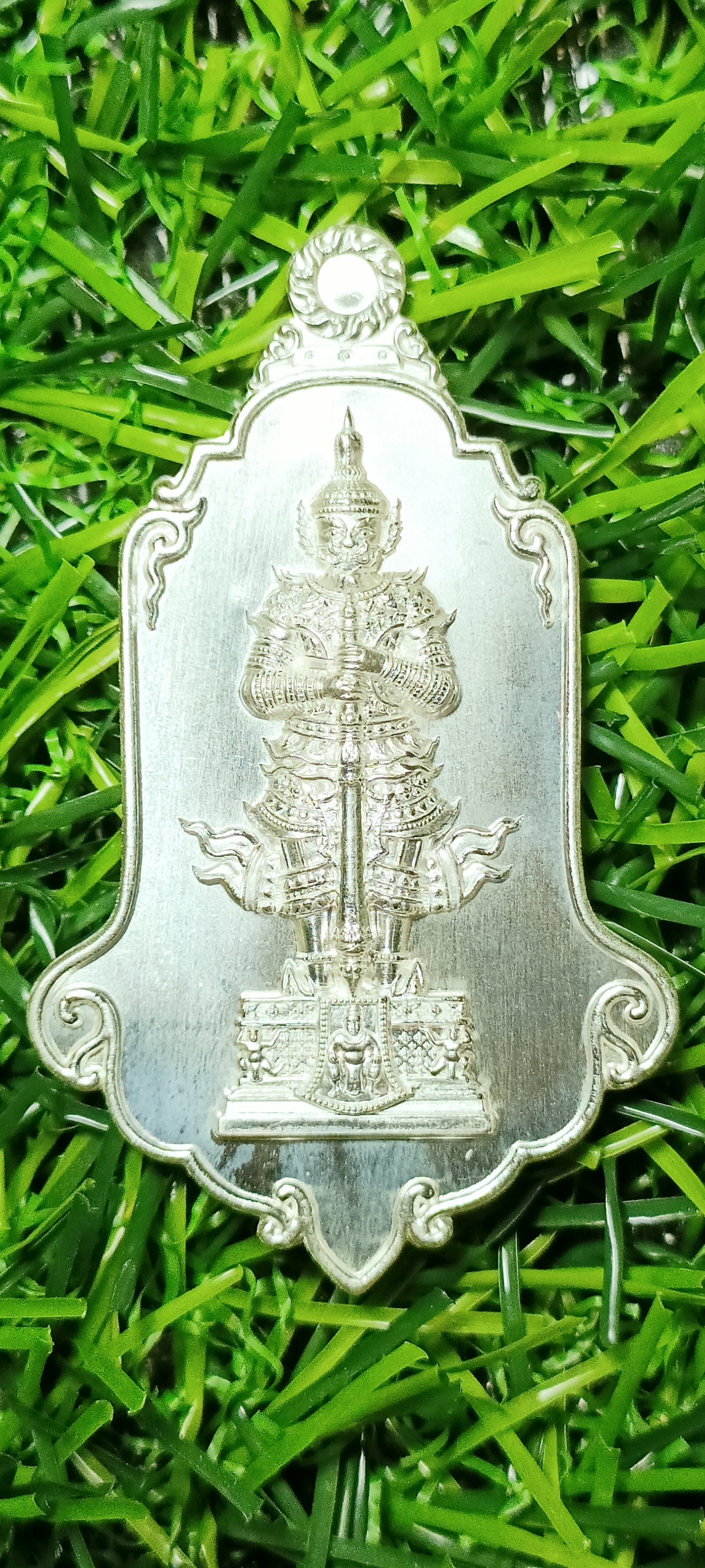 ท้าวเวสสุวรรณ รุ่น ธนบดีเศรษฐีอุดมทรัพย์ วัดวรนาถบรรพต (วัดกบ) เนื้อเงิน หมายเลข ๗๐