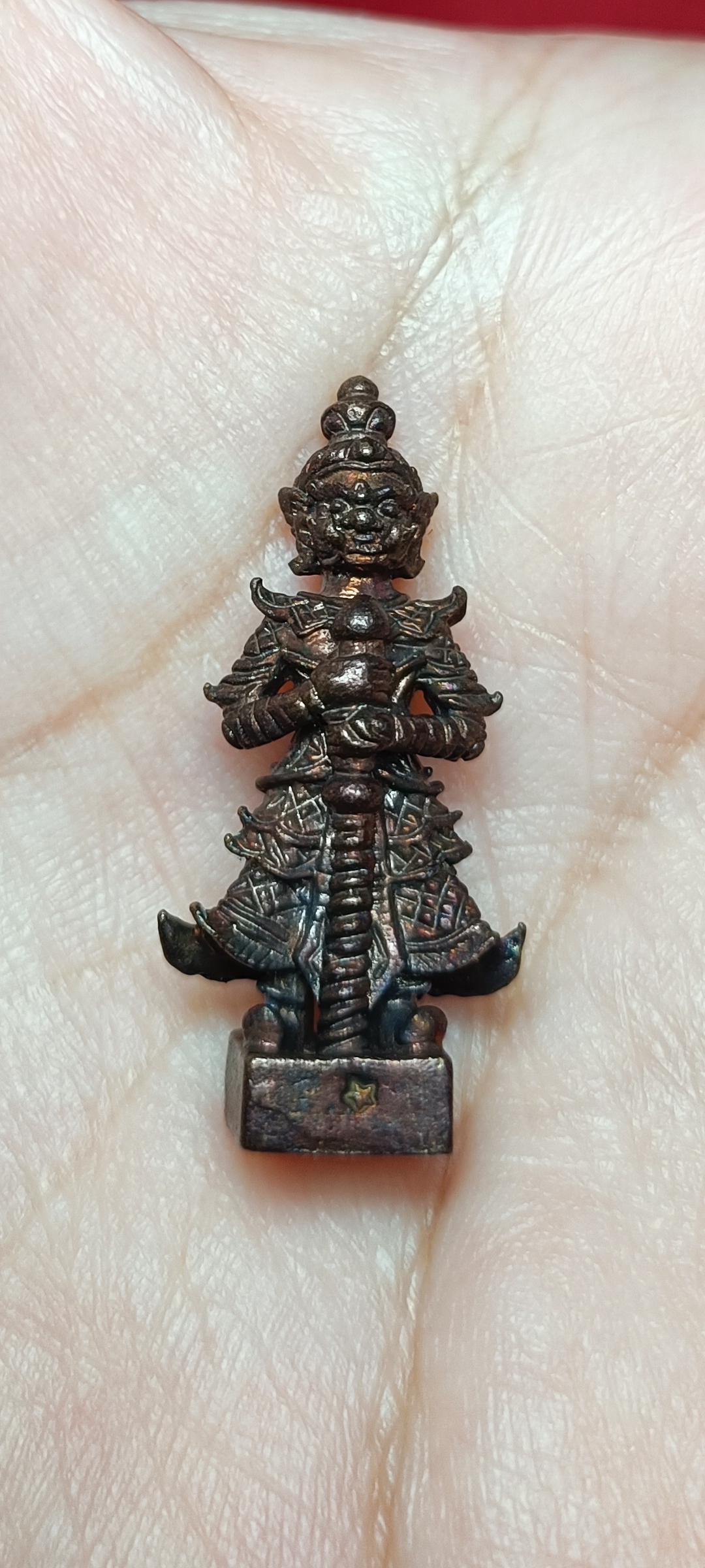 รูปหล่อท้าวเวสสุวรรณ รุ่นพิชิตมาร วัดสุทัศน์ ปี 2556 เนื้อนวะโลหะ