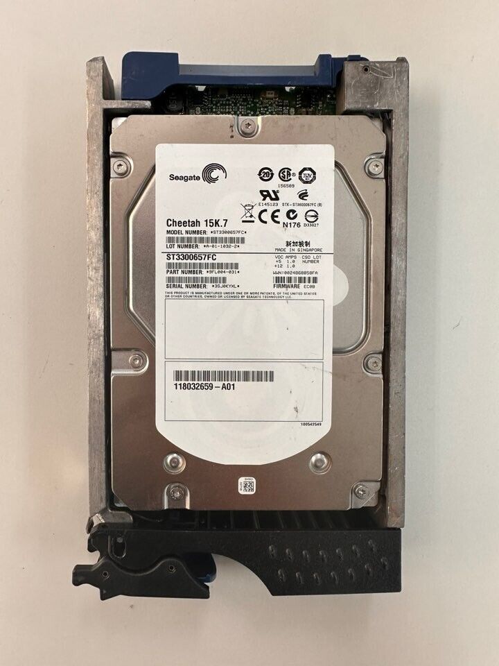 EMC 005048950 EMC 300GB 15K 4GB Fiber Channel Hard Disk Drive w/ Tray // ST3300657FC / 118032659-A01 (Used) // สินค้ารับประกัน โดย บริษัท อะไหล่เซิร์ฟเวอร์ จำกัด