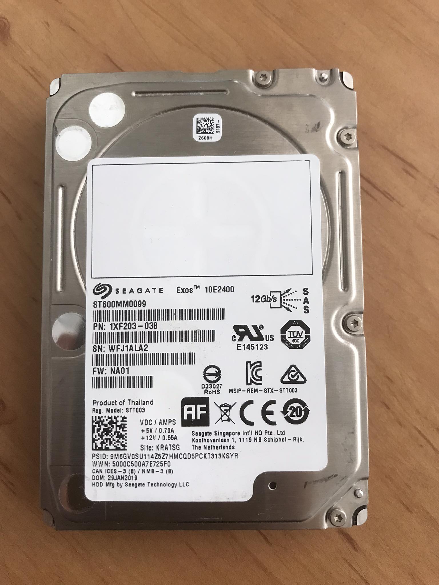 Seagate Enterprise Performance 600GB 10K 12G SAS 256MB HDD // ST600MM0099 / 1XF203-038 (Used) // สินค้ารับประกัน โดย บริษัท อะไหล่เซิร์ฟเวอร์ จำกัด