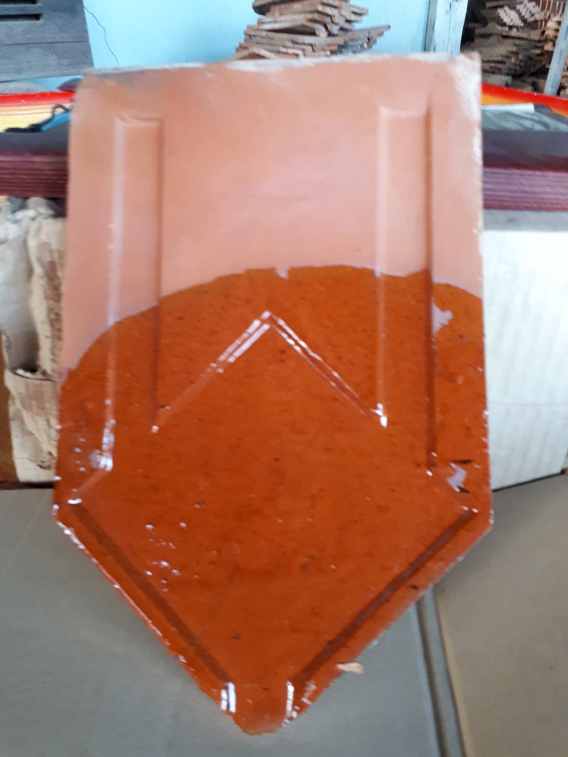 กระเบื้องปลายแหลม