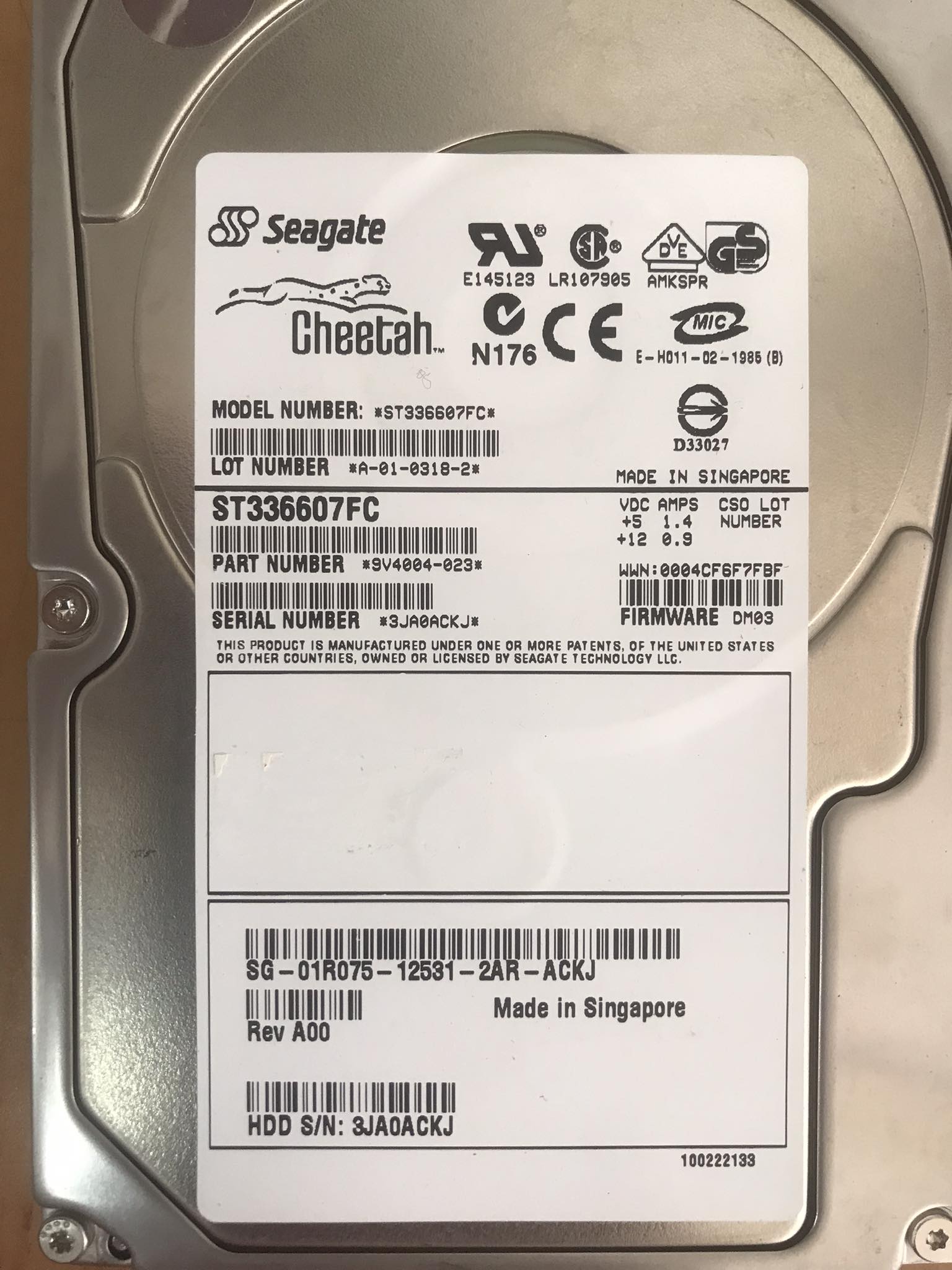 Dell / SEAGATE 36GB 10000RPM Fibre Channel 2Gb/s 8MB Cache 3.5-Inch Hard Drive // 01R075 / ST336607FC (Used) // สินค้ารับประกัน โดย บริษัท อะไหล่เซิร์ฟเวอร์ จำกัด
