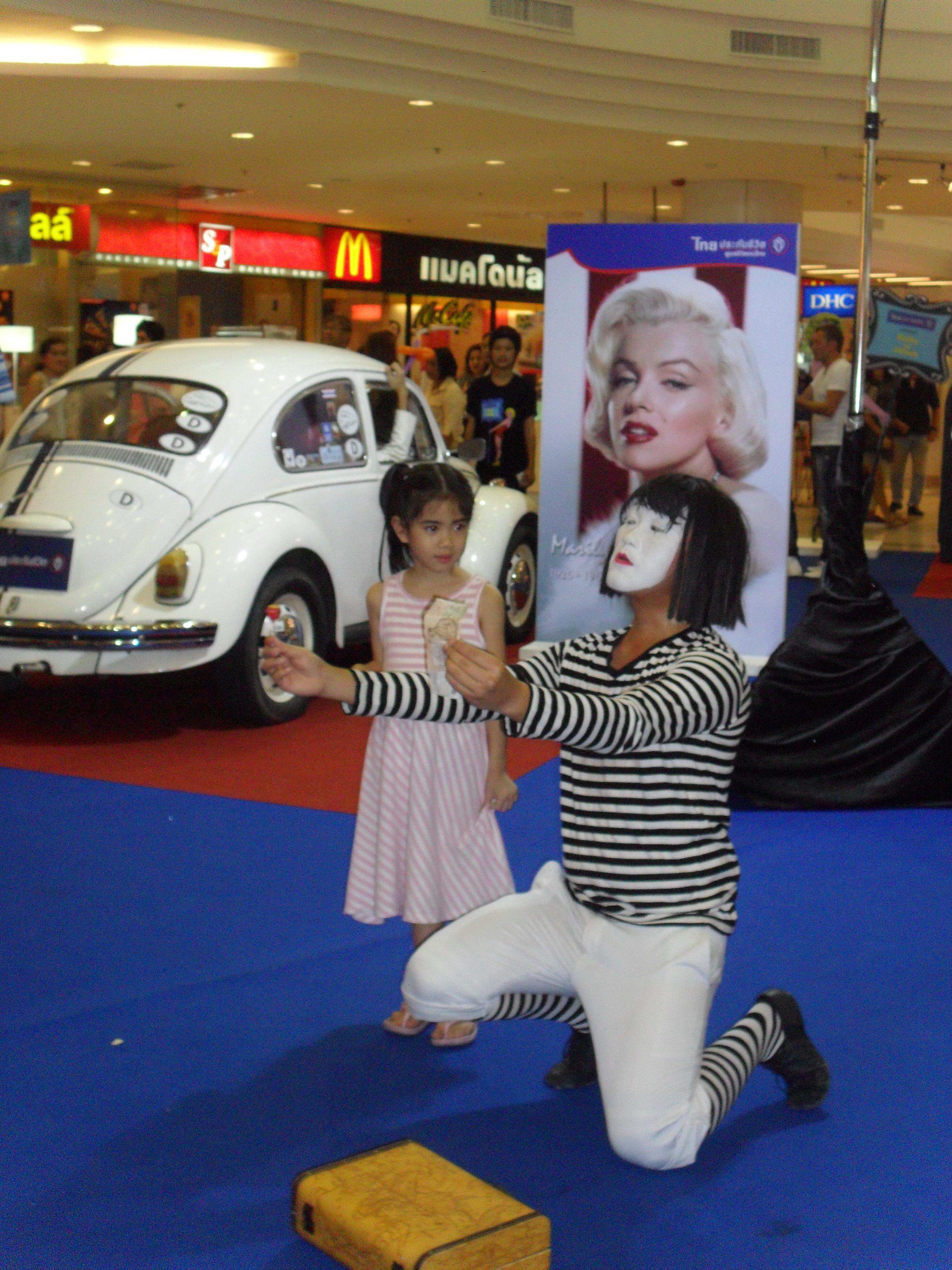 ละครใบ้,หุ่นนิ่ง Mime & Robot