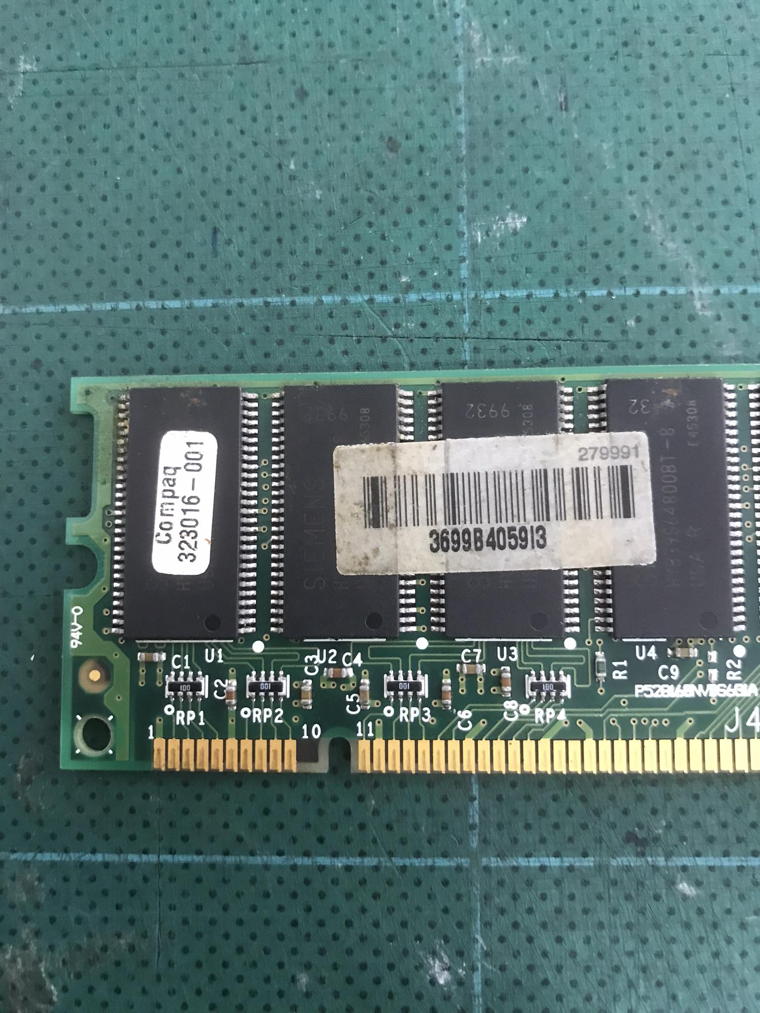 Compaq 64MB PC100 SDRAM Memory Module / 323016-001 // (USED) สินค้ารับประกัน โดย บริษัท อะไหล่เซิร์ฟเวอร์ จำกัด