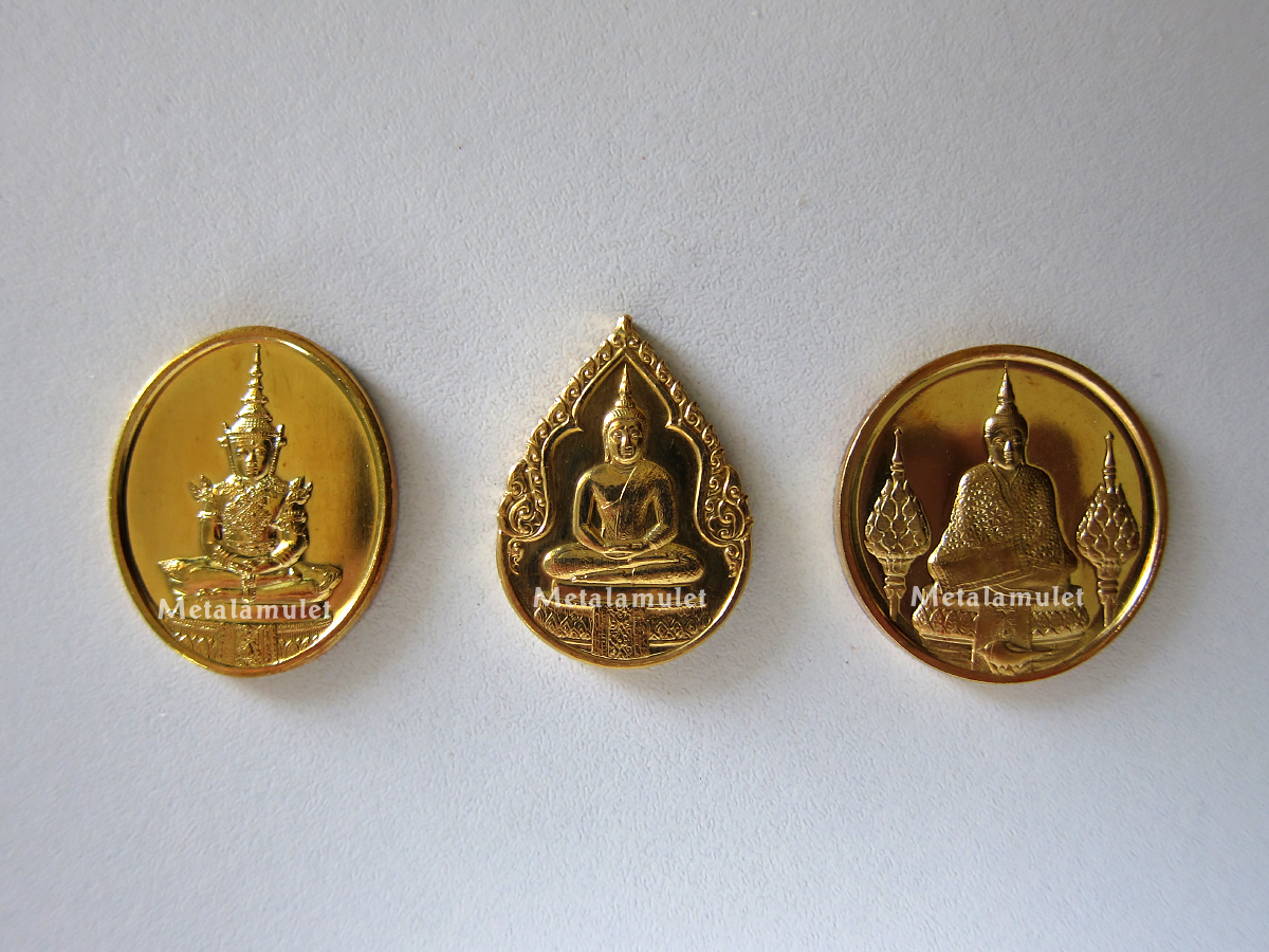 พระแก้ว 3ฤดู "เนื้อทองคำ"ครบชุด