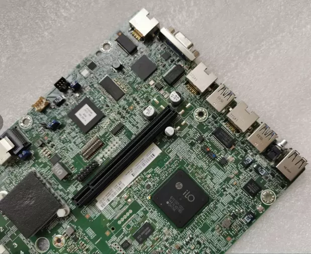 HP DL320E G8 V2 motherboard // 715908-004 , 769743-001 (Used) // สินค้ารับประกัน โดย บริษัท อะไหล่เซิร์ฟเวอร์ จำกัด