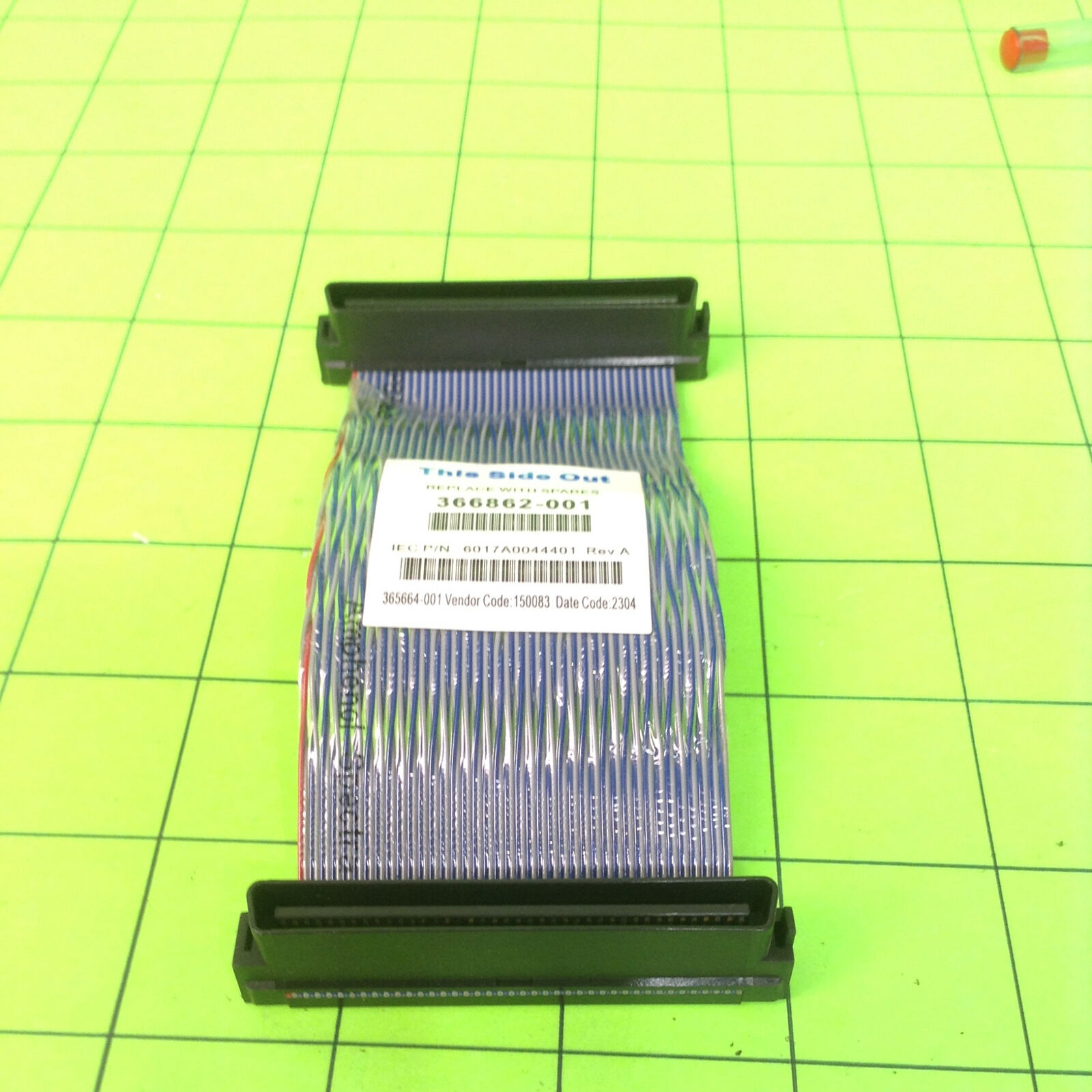 HP Proliant ML370 G4 SCSI Cable // 366862-001 (Used) // สินค้ารับประกัน โดย บริษัท อะไหล่เซิร์ฟเวอร์ จำกัด