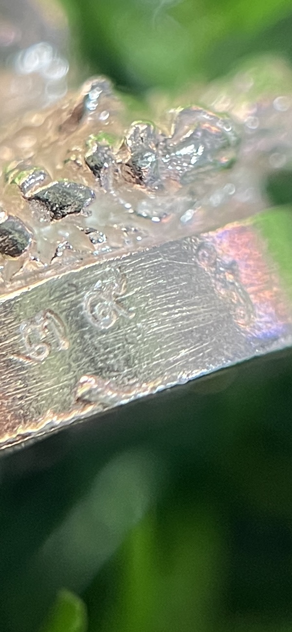 พ่อเงาะ มหาเสน่ห์ เนื้อเงิน สร้าง 42 องค์ หลวงปู่นิ่ม วัดพุทธมงคล จังหวัดสุพรรณบุรี หมายเลข ๓๙