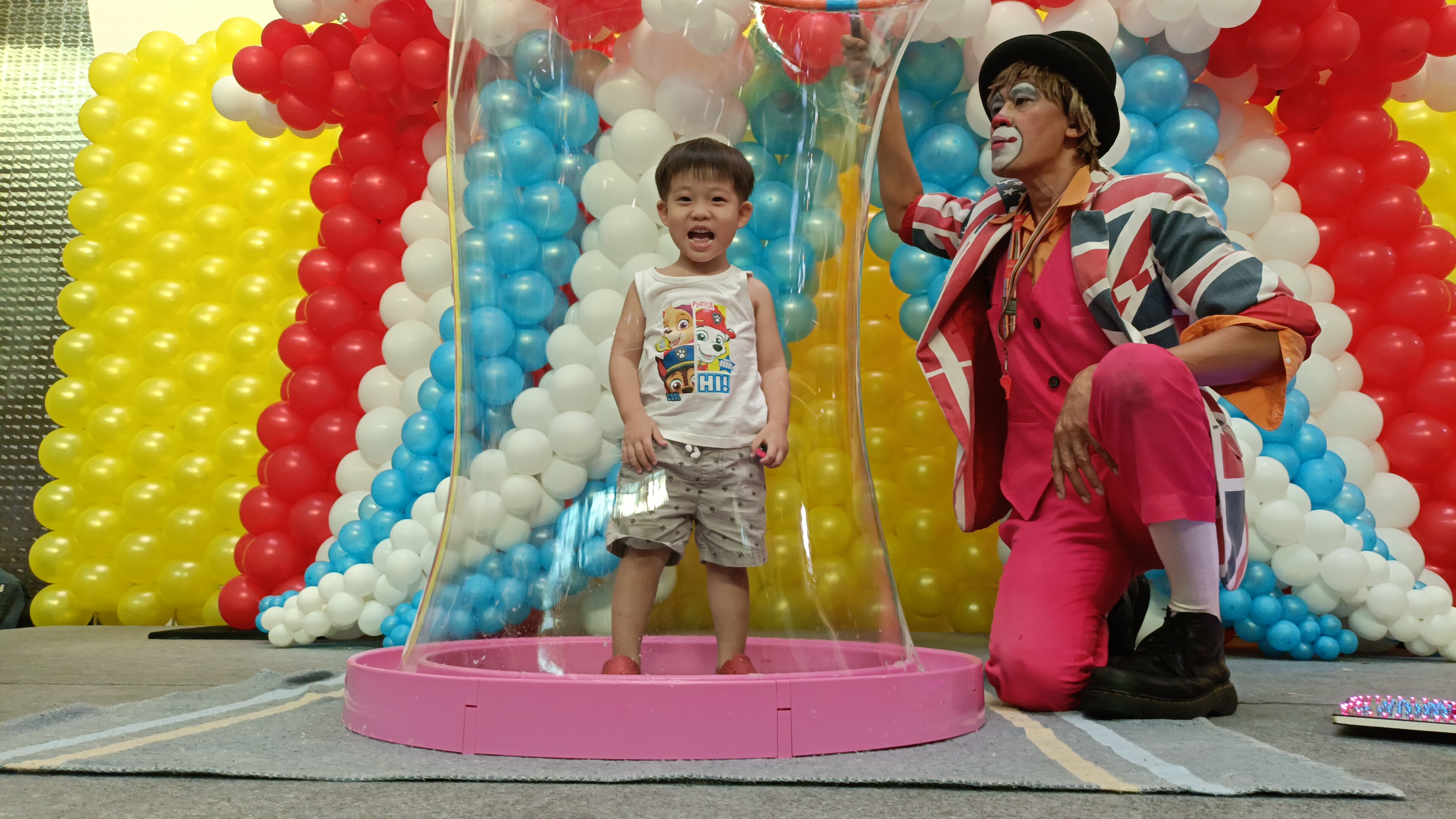 บับเบิลโชว์ Bubbles Show